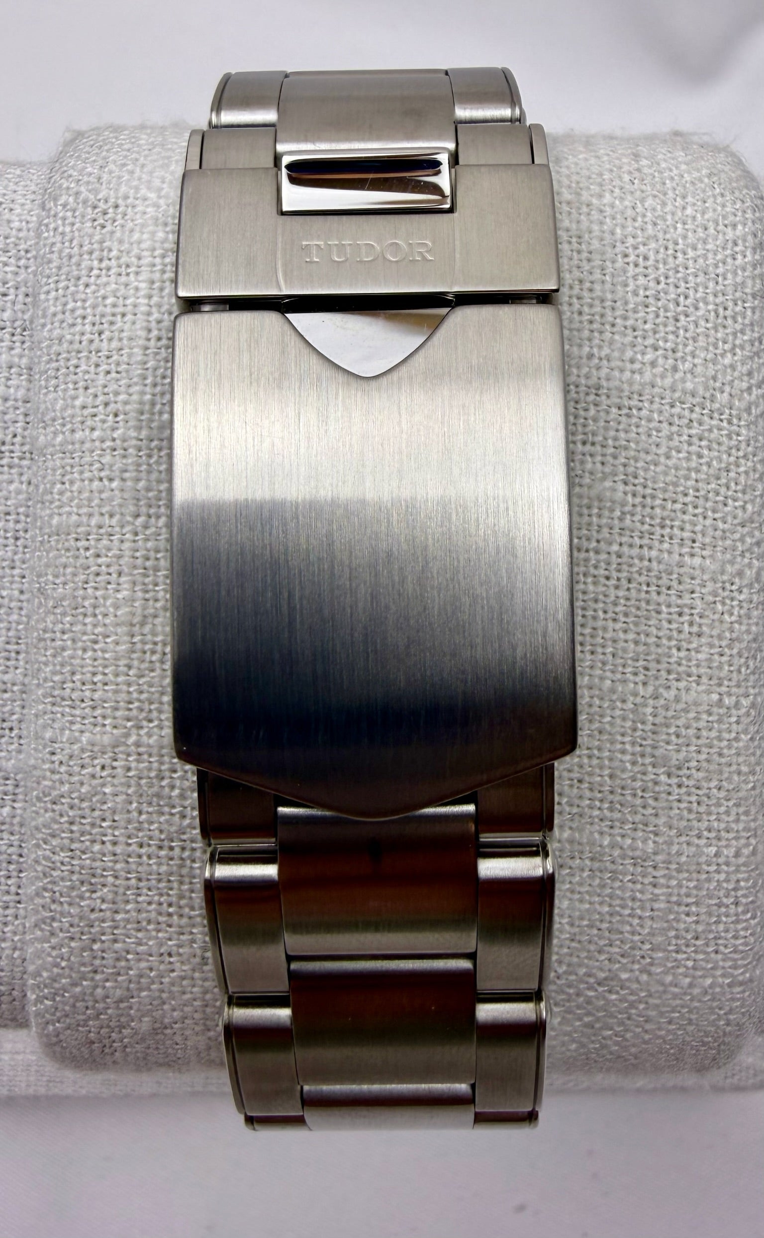 Case #330 — Tudor Black Bay 41 Black  Ref. 79230N