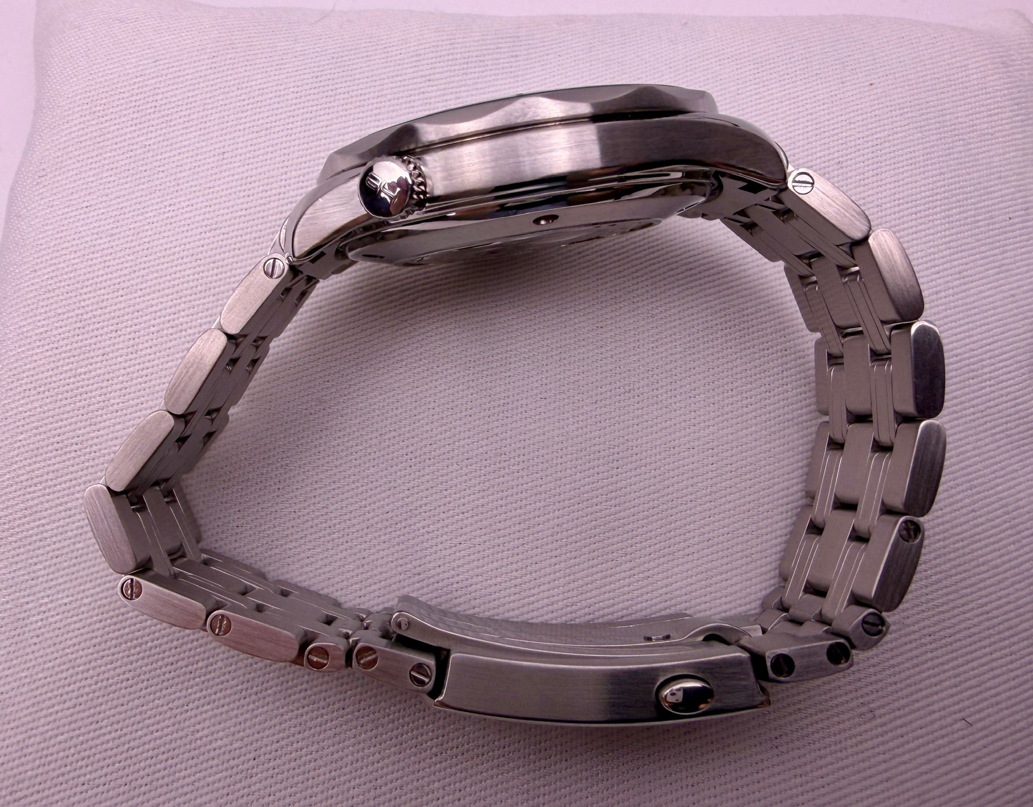 Case #382 — Omega Seamaster Professional Blue Ref. 212.30.41.20.03.001