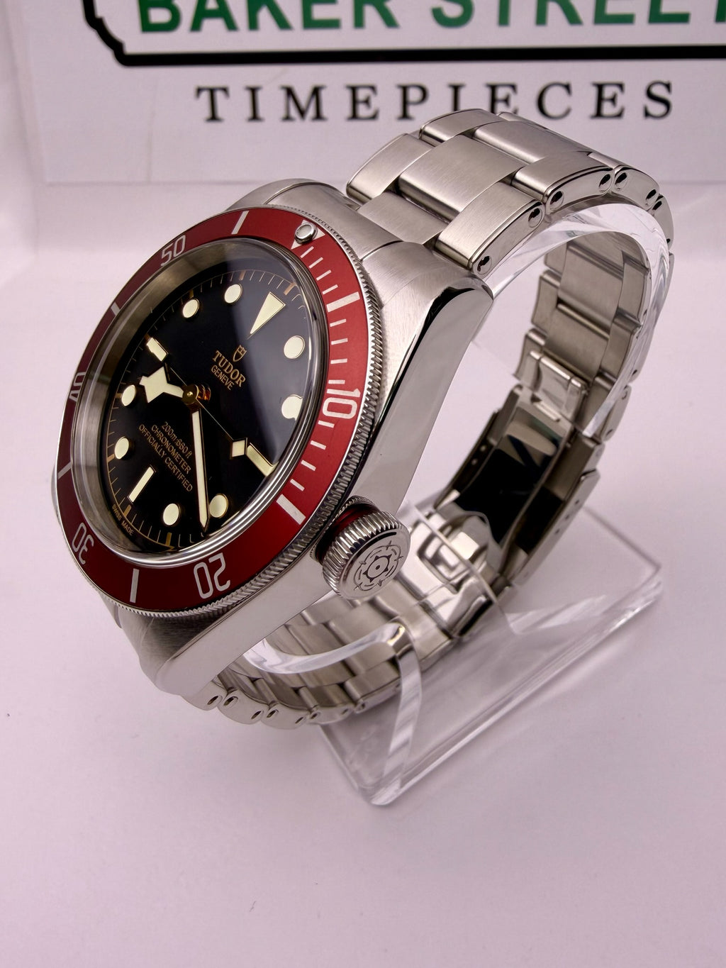 Case #401 — Tudor Black Bay Heritage Burgundy on Oyster Ref. 79230R
