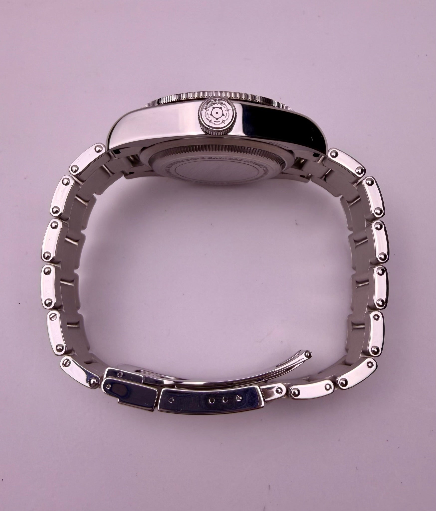 Case #401 — Tudor Black Bay Heritage Burgundy on Oyster Ref. 79230R
