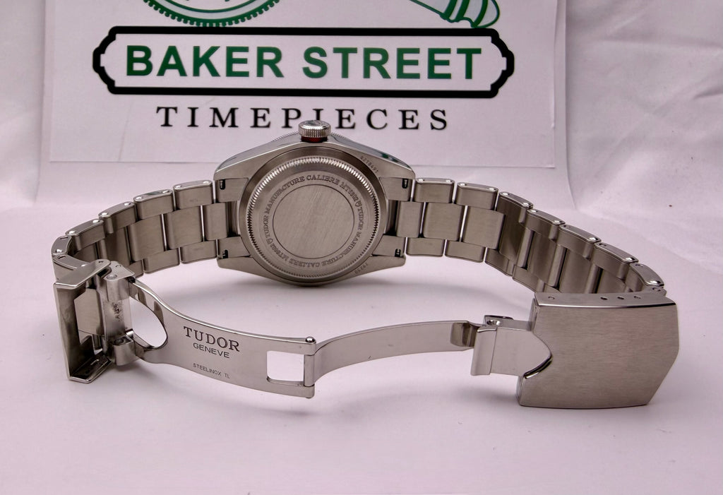 Case #401 — Tudor Black Bay Heritage Burgundy on Oyster Ref. 79230R