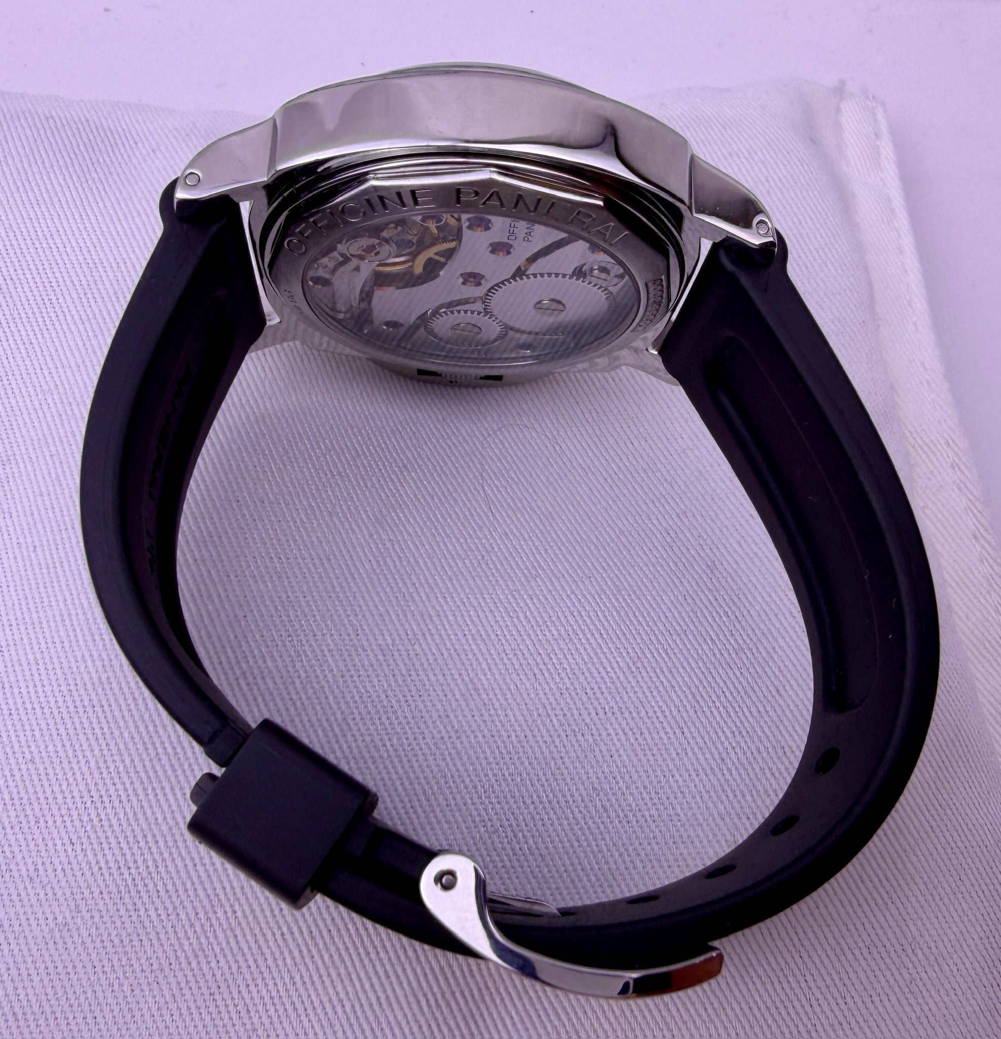 Case #413 — Panerai Luminor Black on Black Rubber Ref. PAM00111