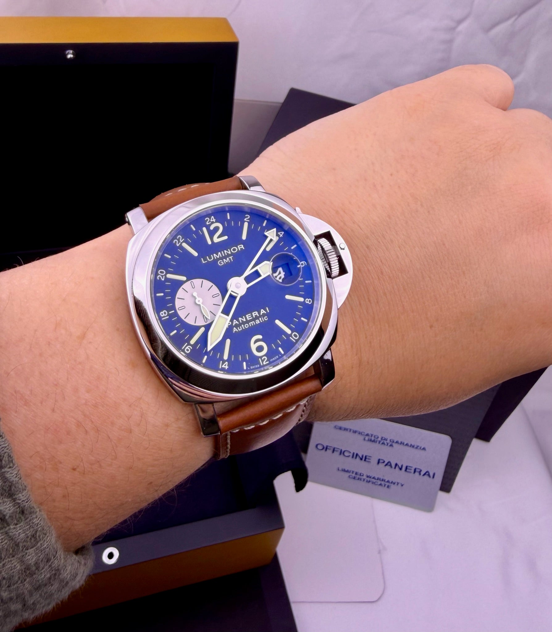 Case #423 — Panerai Luminor GMT Black Ref. PAM088