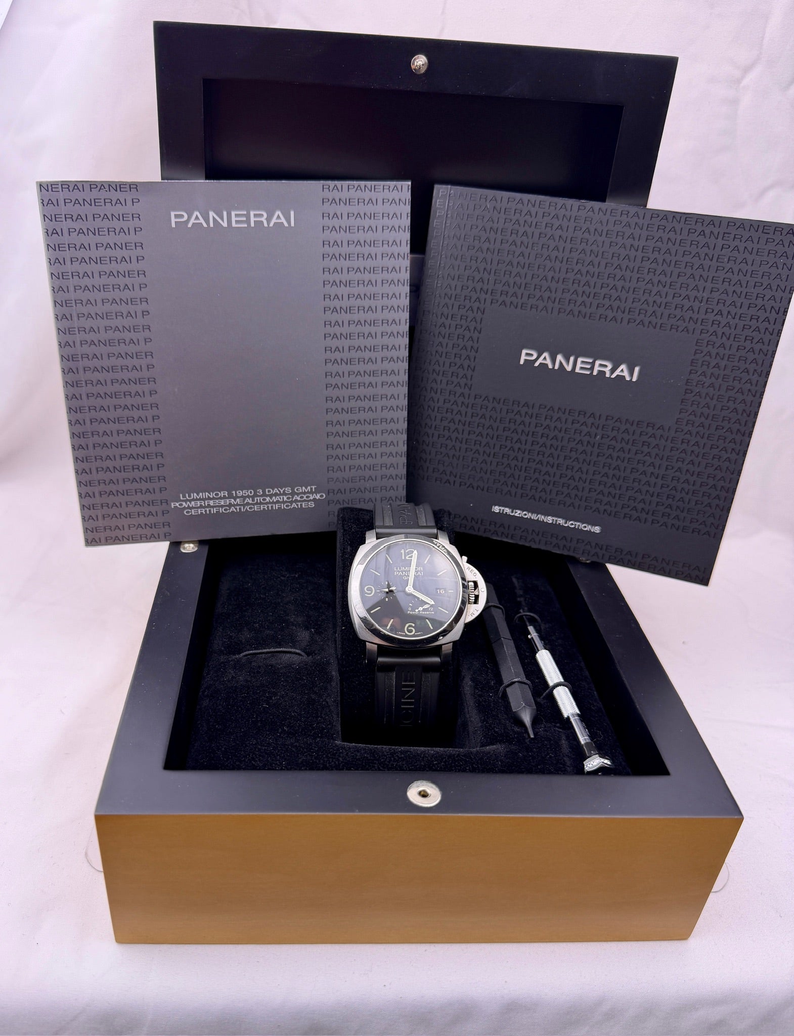 Case #431 — Panerai Luminor 321 Ref. PAM00321