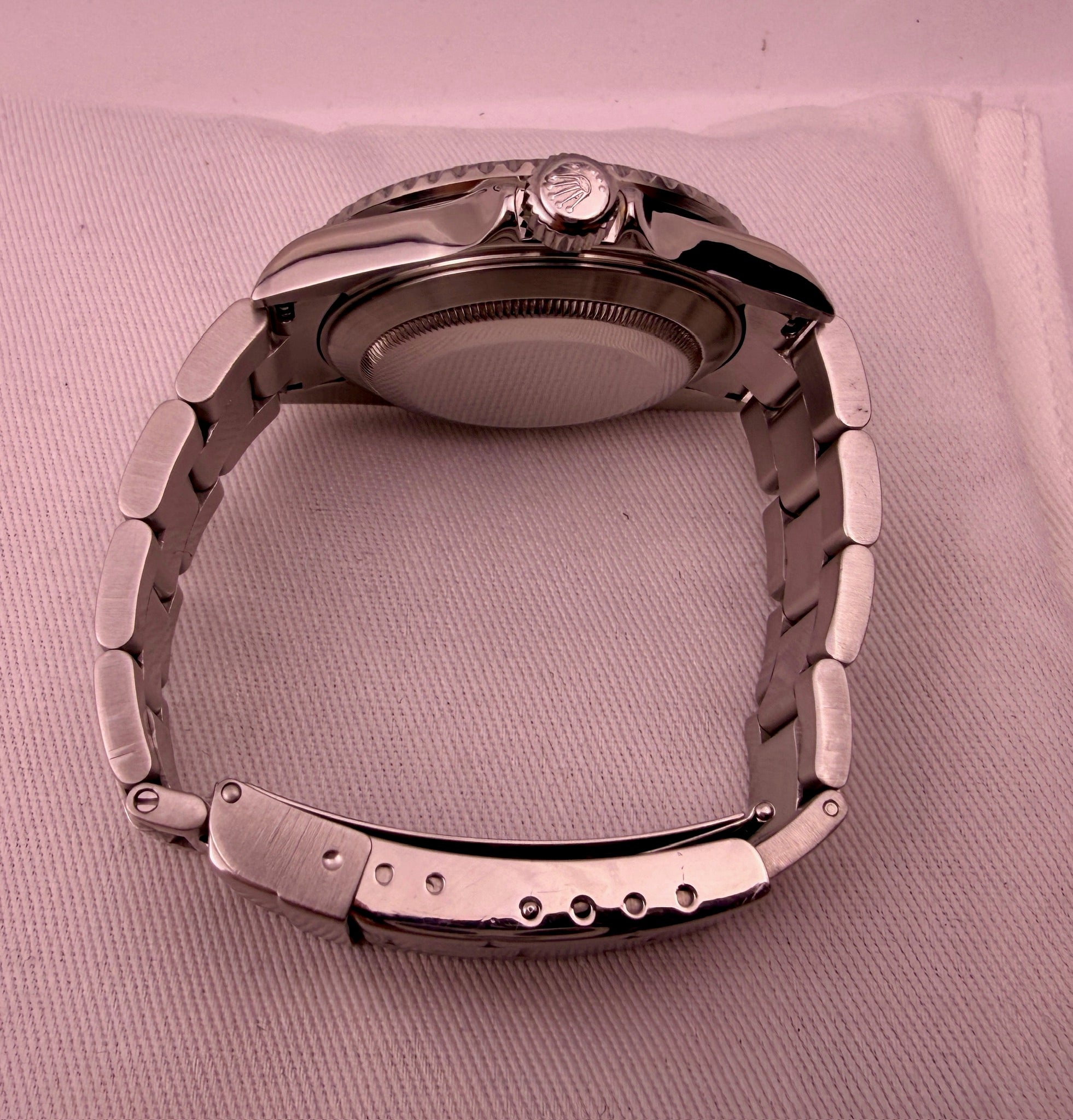 Case #414 — Rolex Submariner Date Black Ref. 16610