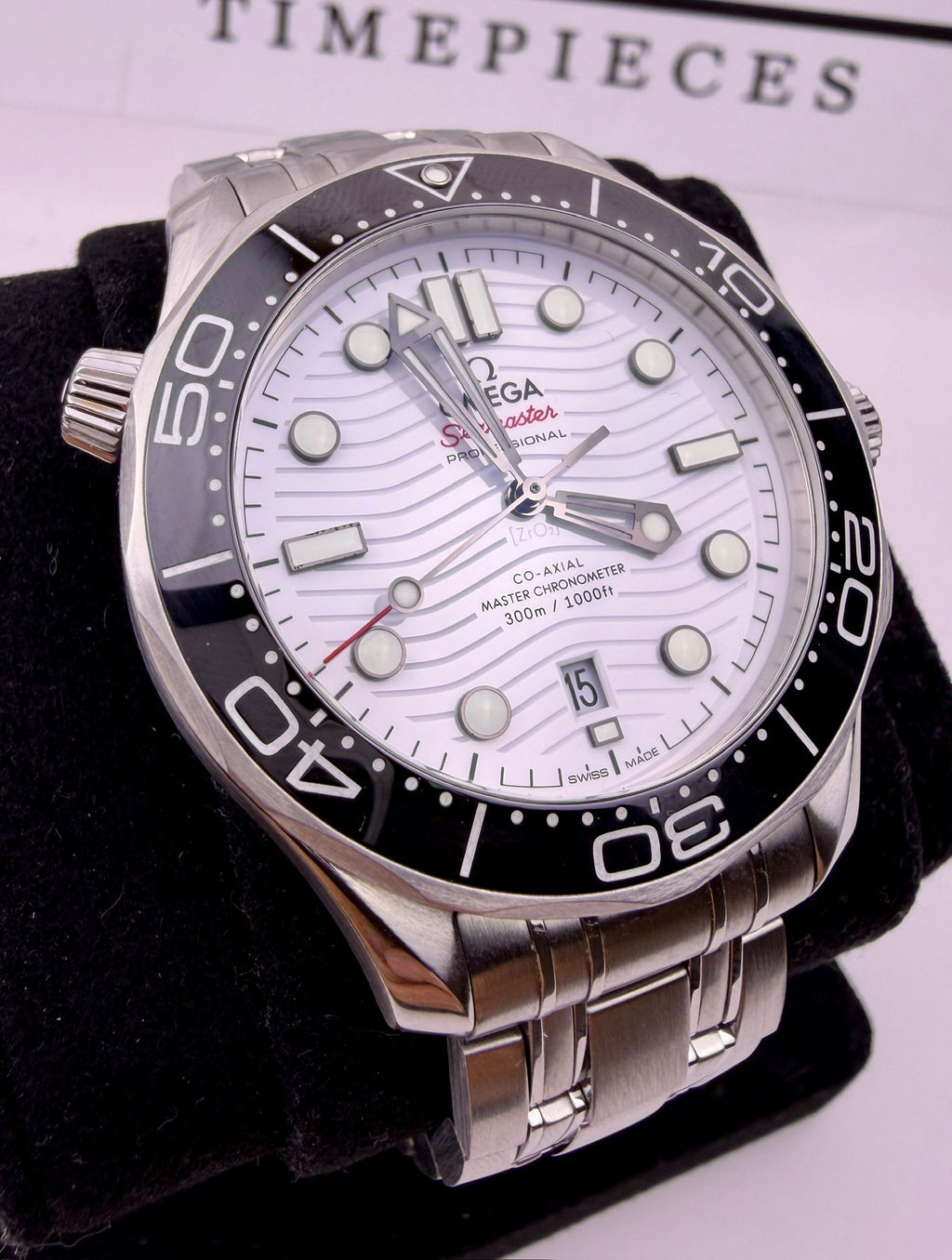 Case #440 — Omega Seamaster Professional White / Black Ref. 210.30.42.20.04.001