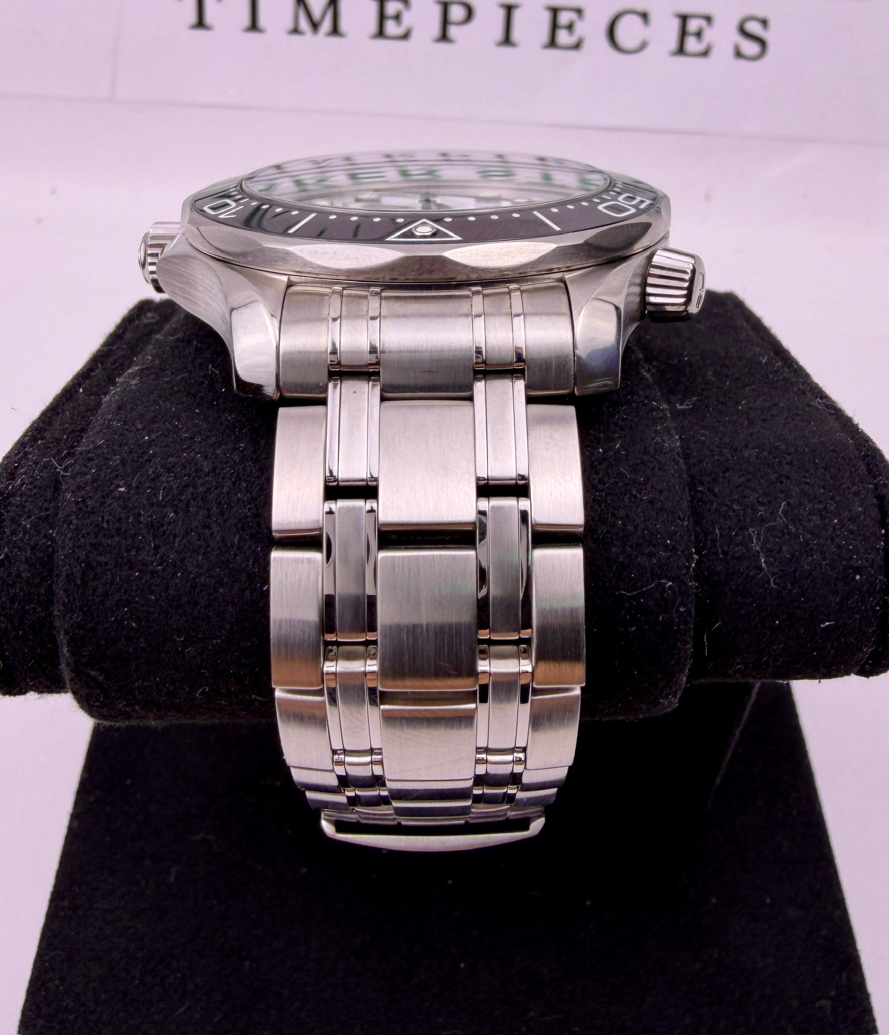 Case #440 — Omega Seamaster Professional White / Black Ref. 210.30.42.20.04.001
