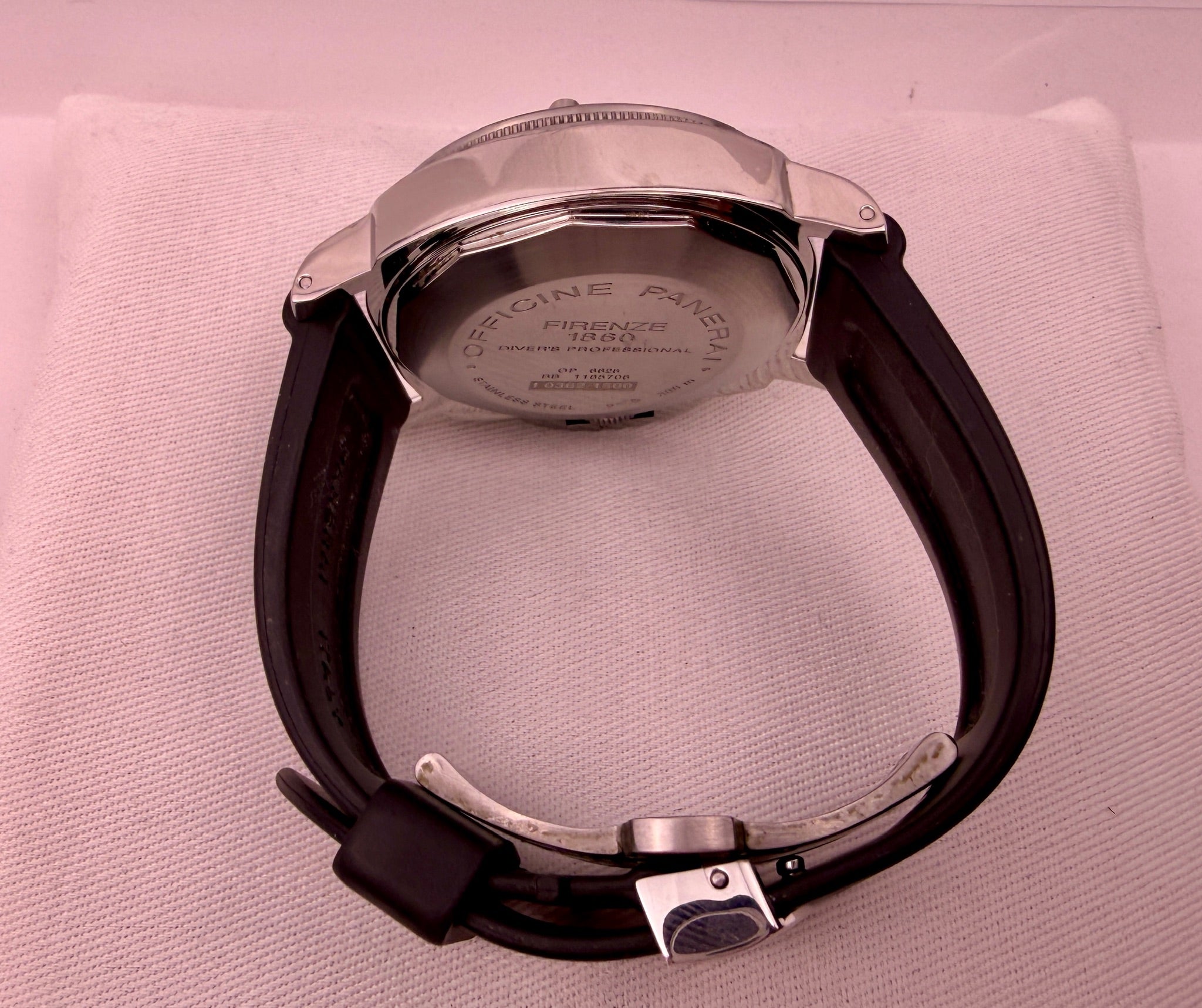 Case #460 — Panerai Luminor Submersible Ref. PAM00024