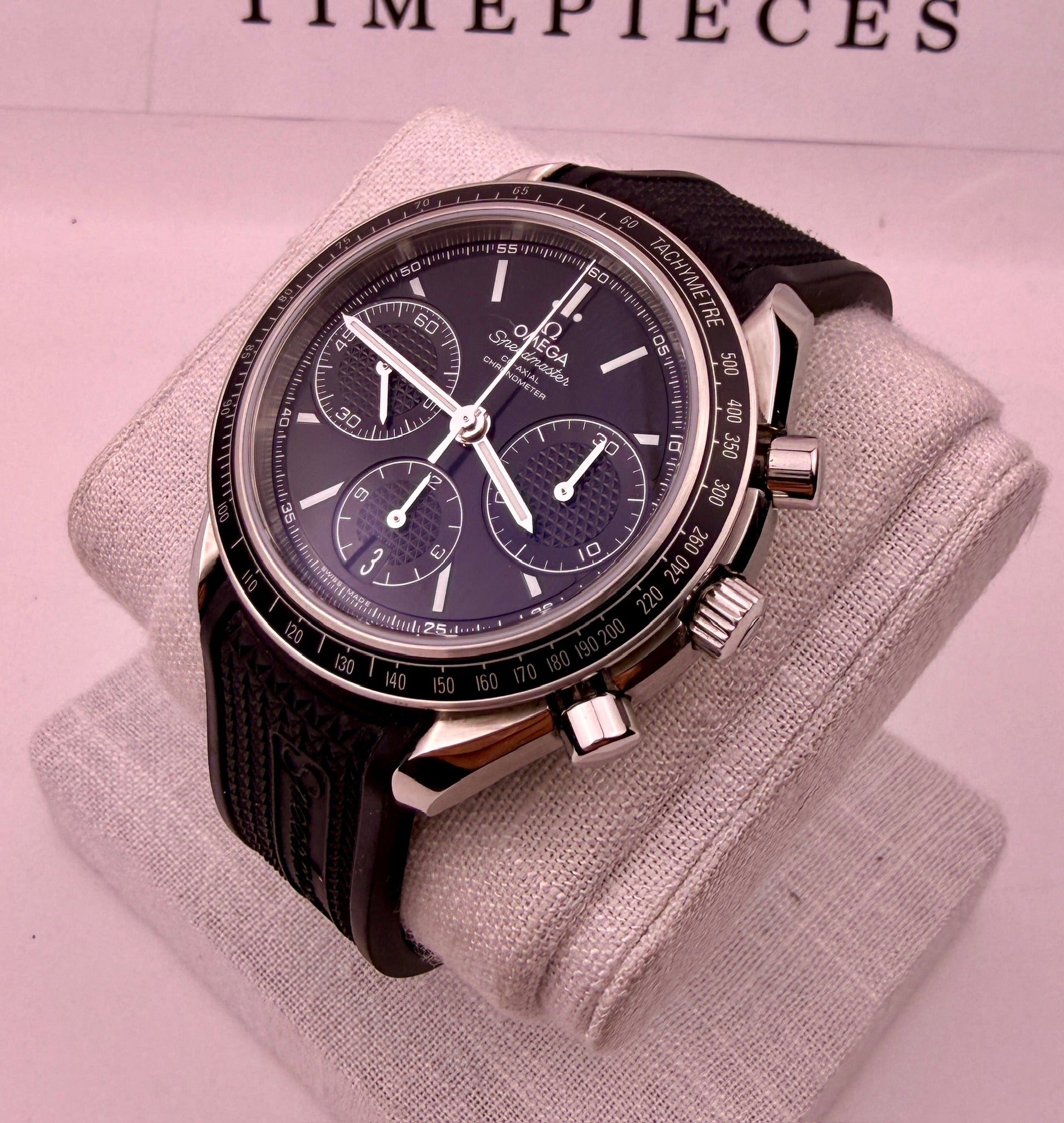 Case #410 — Omega Speedmaster Racing Black on Rubber Strap Ref. 326.32.40.50.01.001
