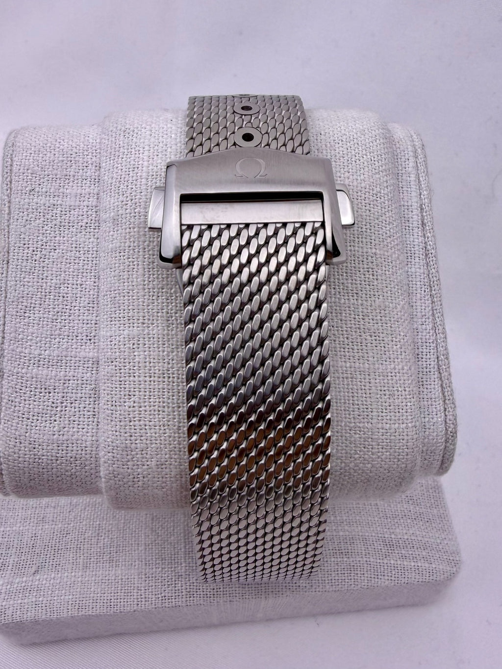 Case #430 — Omega Seamaster Professional 300 Black on Mesh Ref. 210.30.42.20.01.010