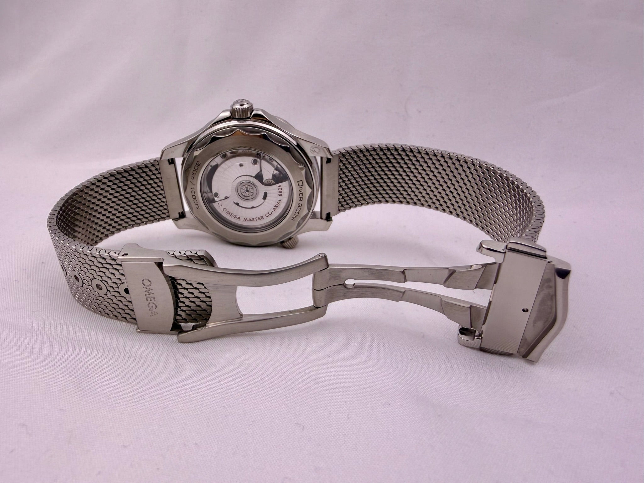 Case #430 — Omega Seamaster Professional 300 Black on Mesh Ref. 210.30.42.20.01.010