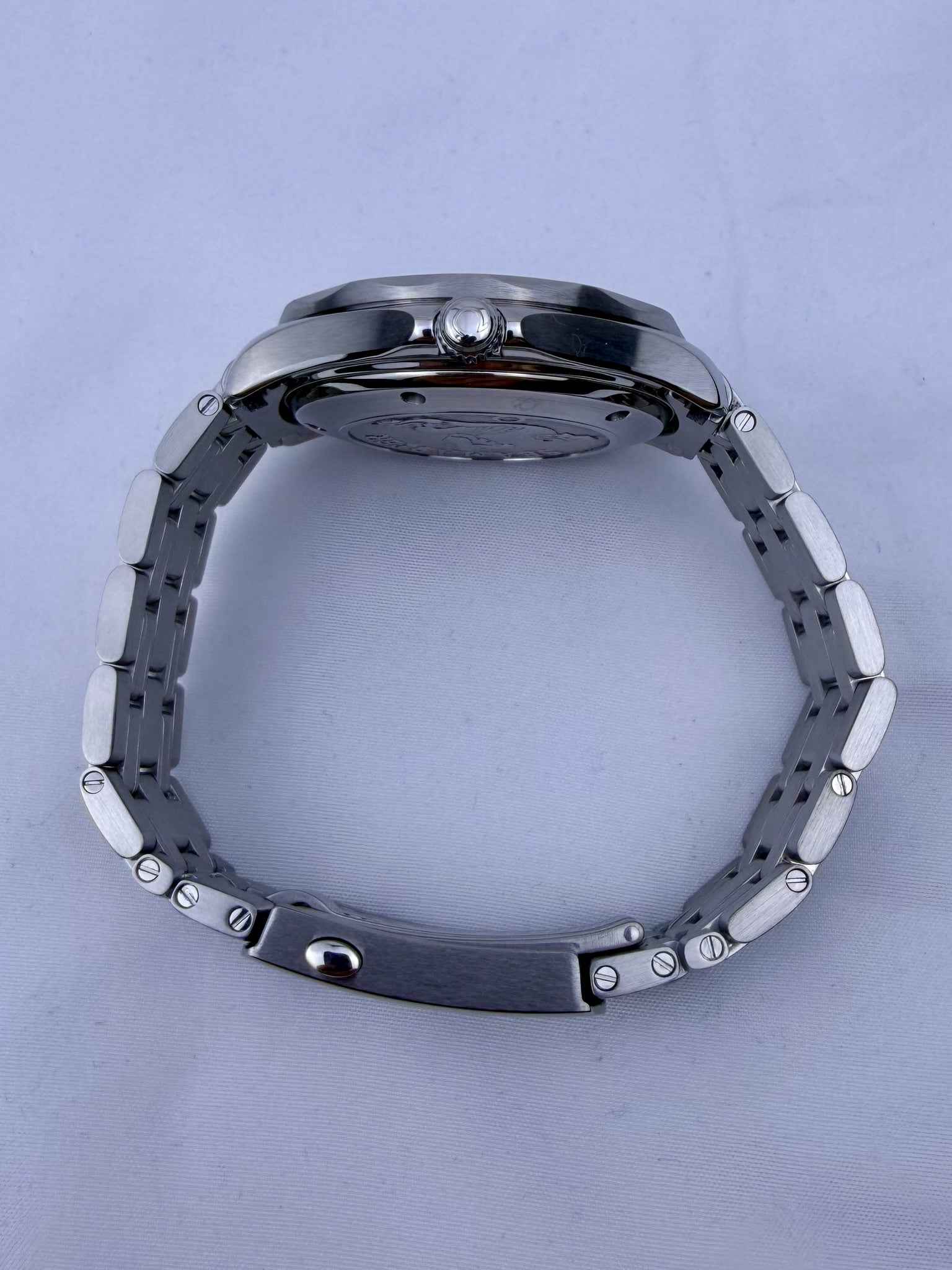 Case #429 — Omega Seamaster Professional Black Dial Ref. 212.30.41.20.01.003