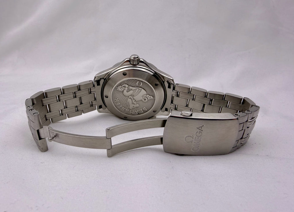 Case #429 — Omega Seamaster Professional Black Dial Ref. 212.30.41.20.01.003