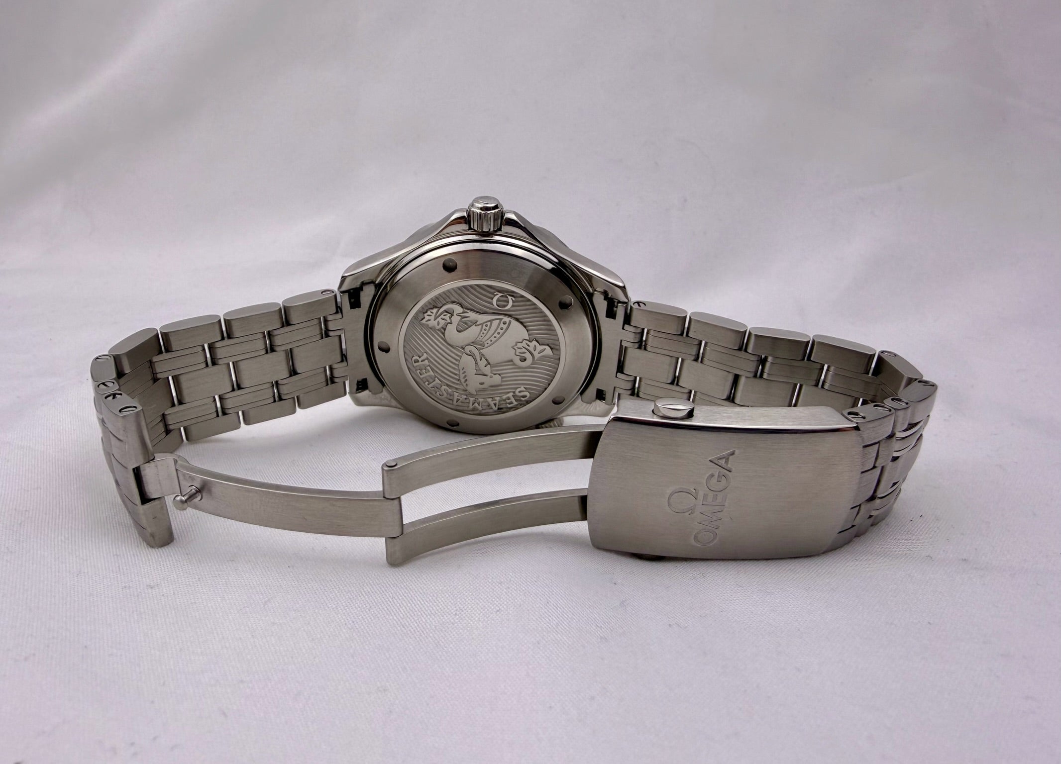 Case #429 — Omega Seamaster Professional Black Dial Ref. 212.30.41.20.01.003