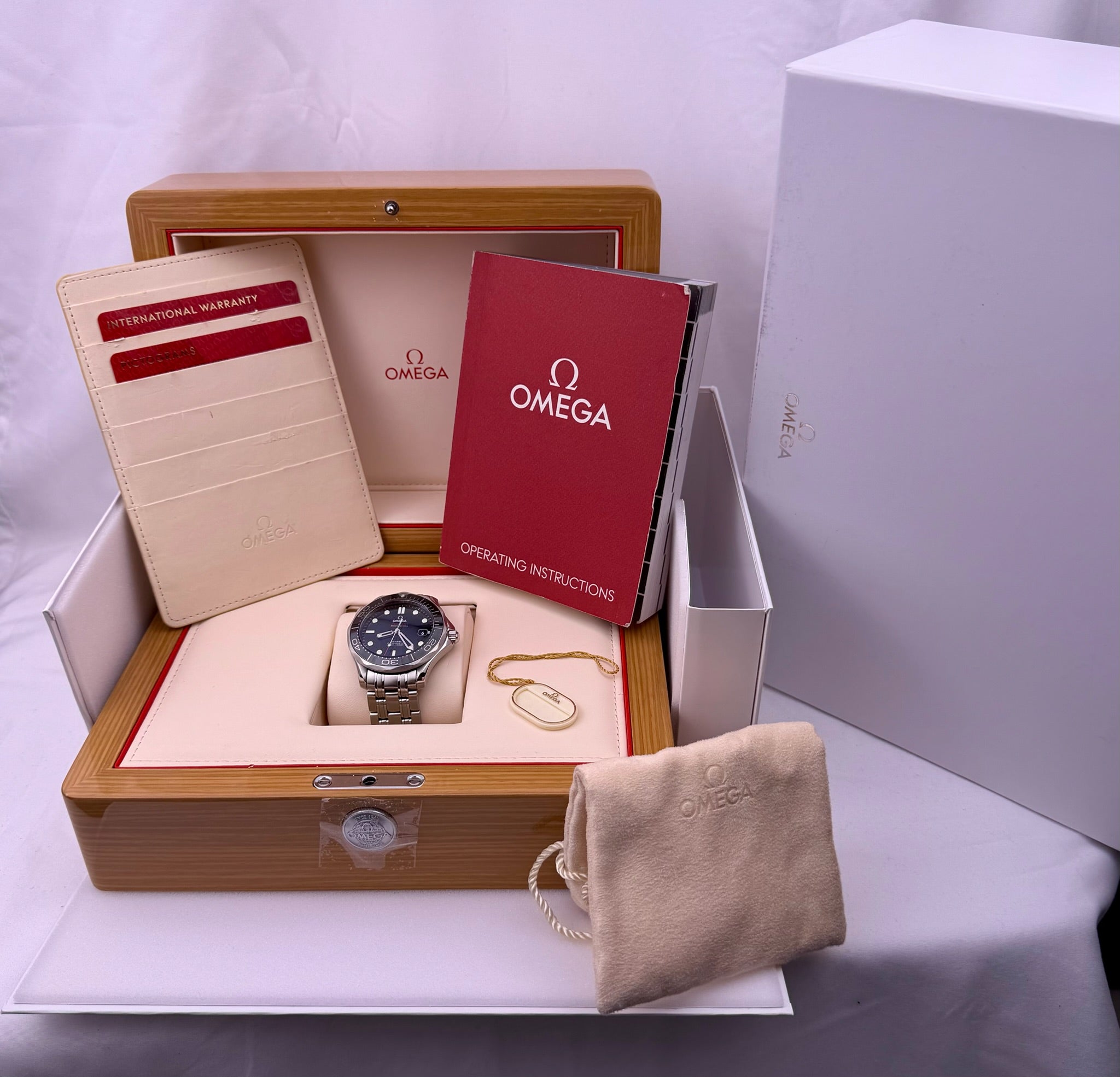 Case #429 — Omega Seamaster Professional Black Dial Ref. 212.30.41.20.01.003