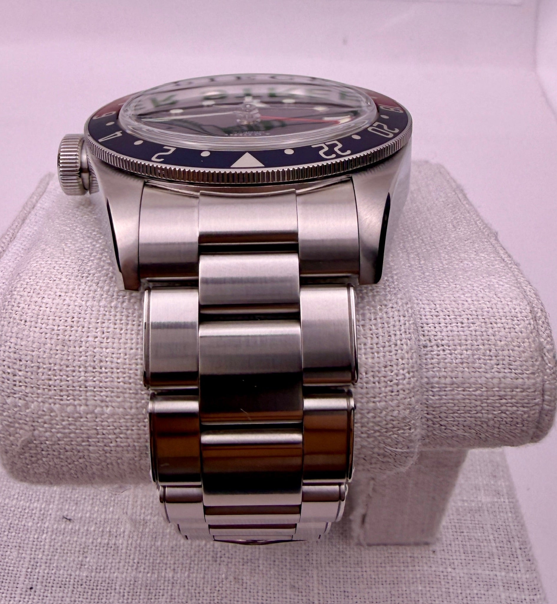 Case #448 — Tudor Black Bay GMT “Pepsi” Black on Oyster Ref. M79830RB