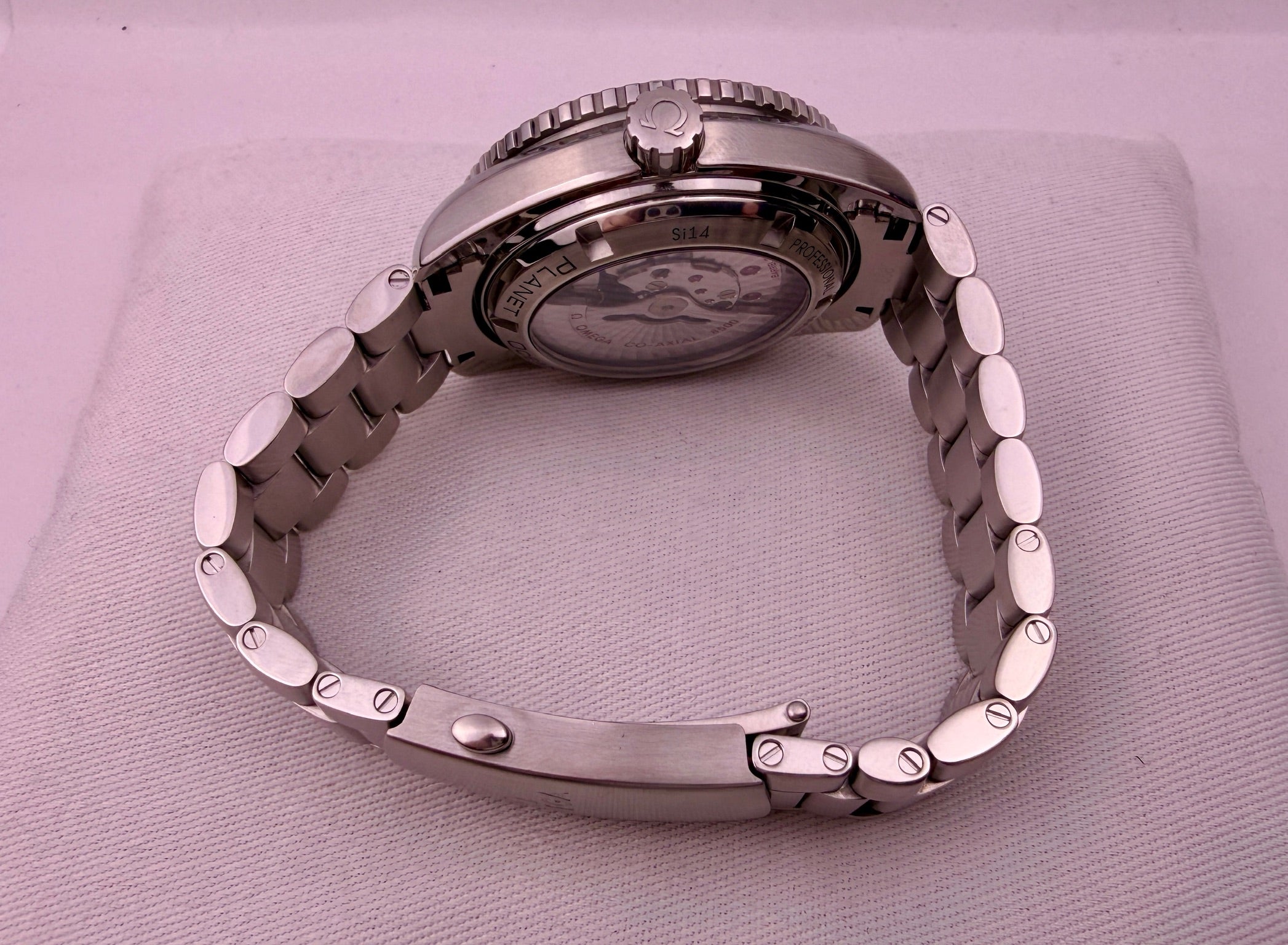 Case #449 — Omega Seamaster Planet Ocean 42MM Black Ref. 232.30.42.21.01.003