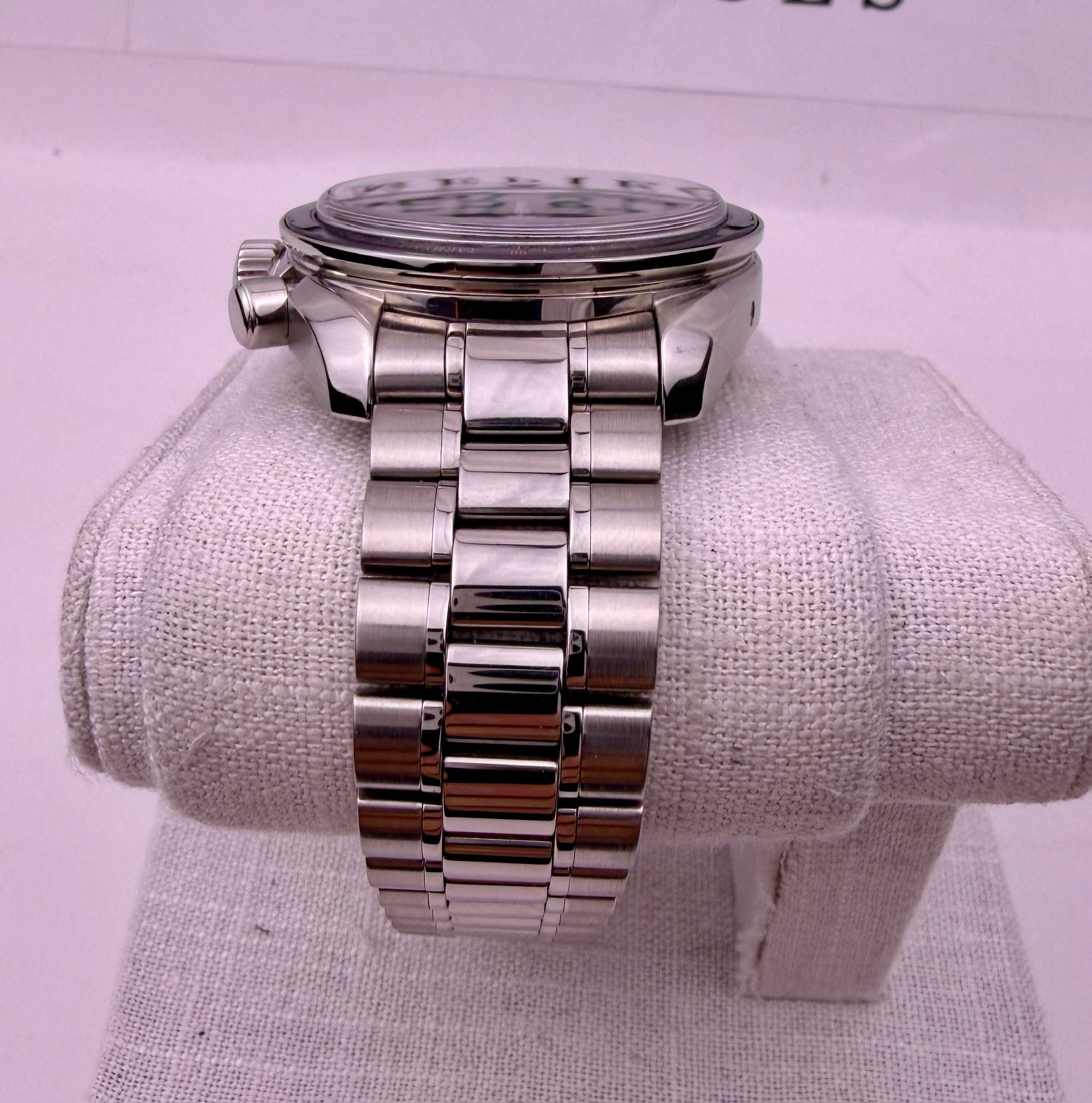 Case #444 — Omega Speedmaster 38 Co-Axial Chronograph, grey dial Ref. 324.30.38.40.06.001