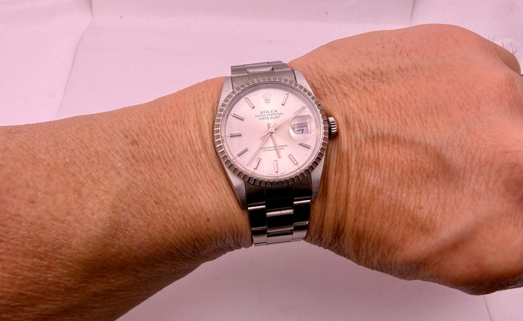 Case #488 — Rolex Datejust Silver Dial with Engine-Turned Bezel Ref. 16220