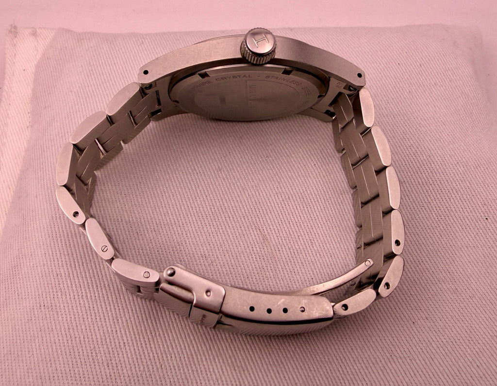 Case #486 — Hamilton Khaki Field Black Dial on Bracelet Ref. H694190