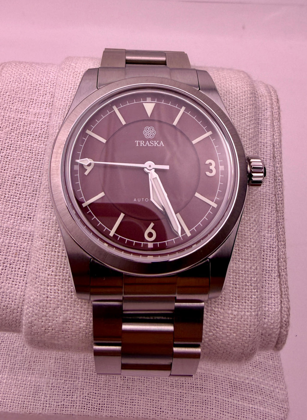 Case #500 — Traska V6 Summiteer Red Ref. 6224