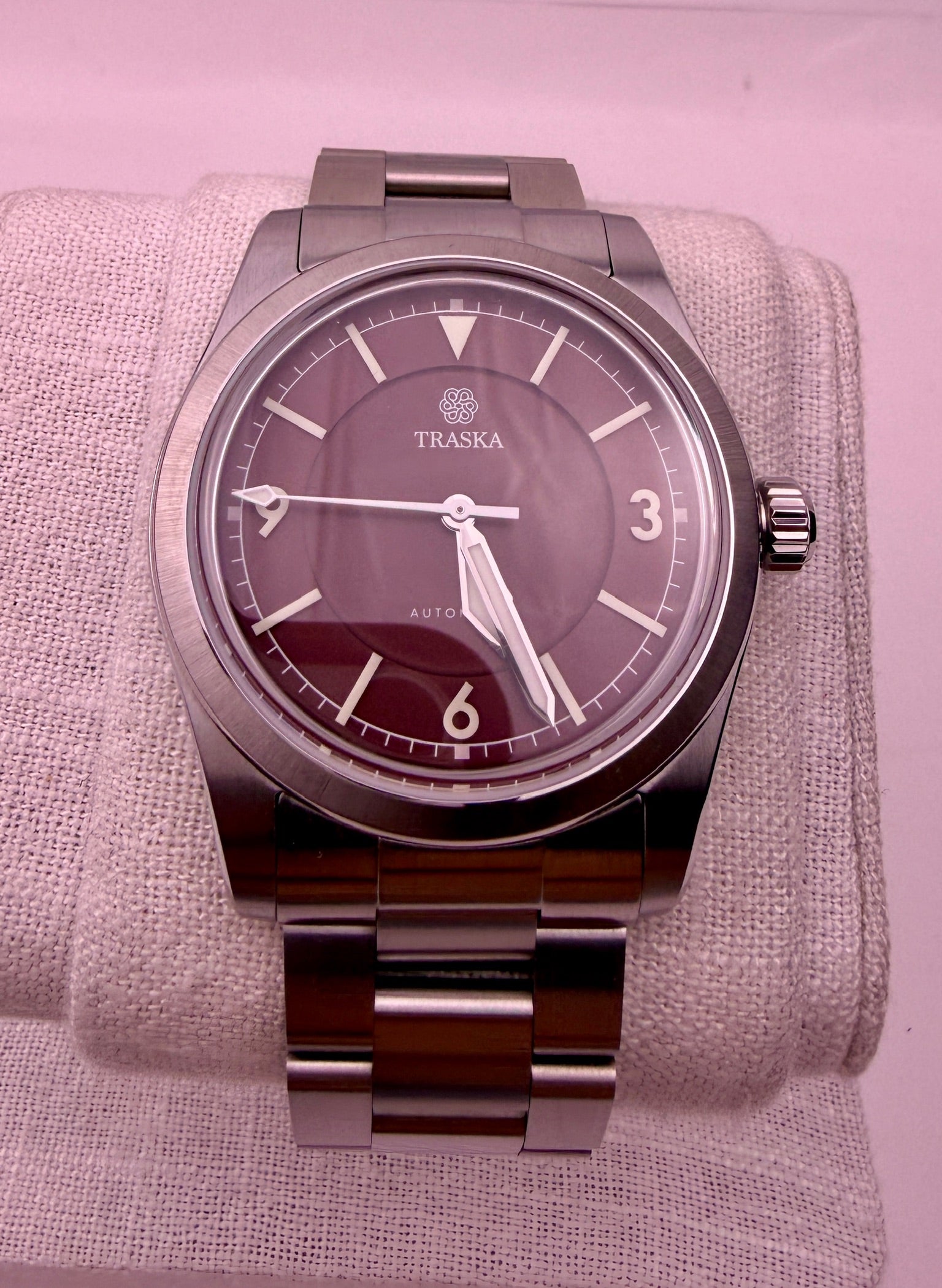 Case #500 — Traska V6 Summiteer Red Ref. 6224