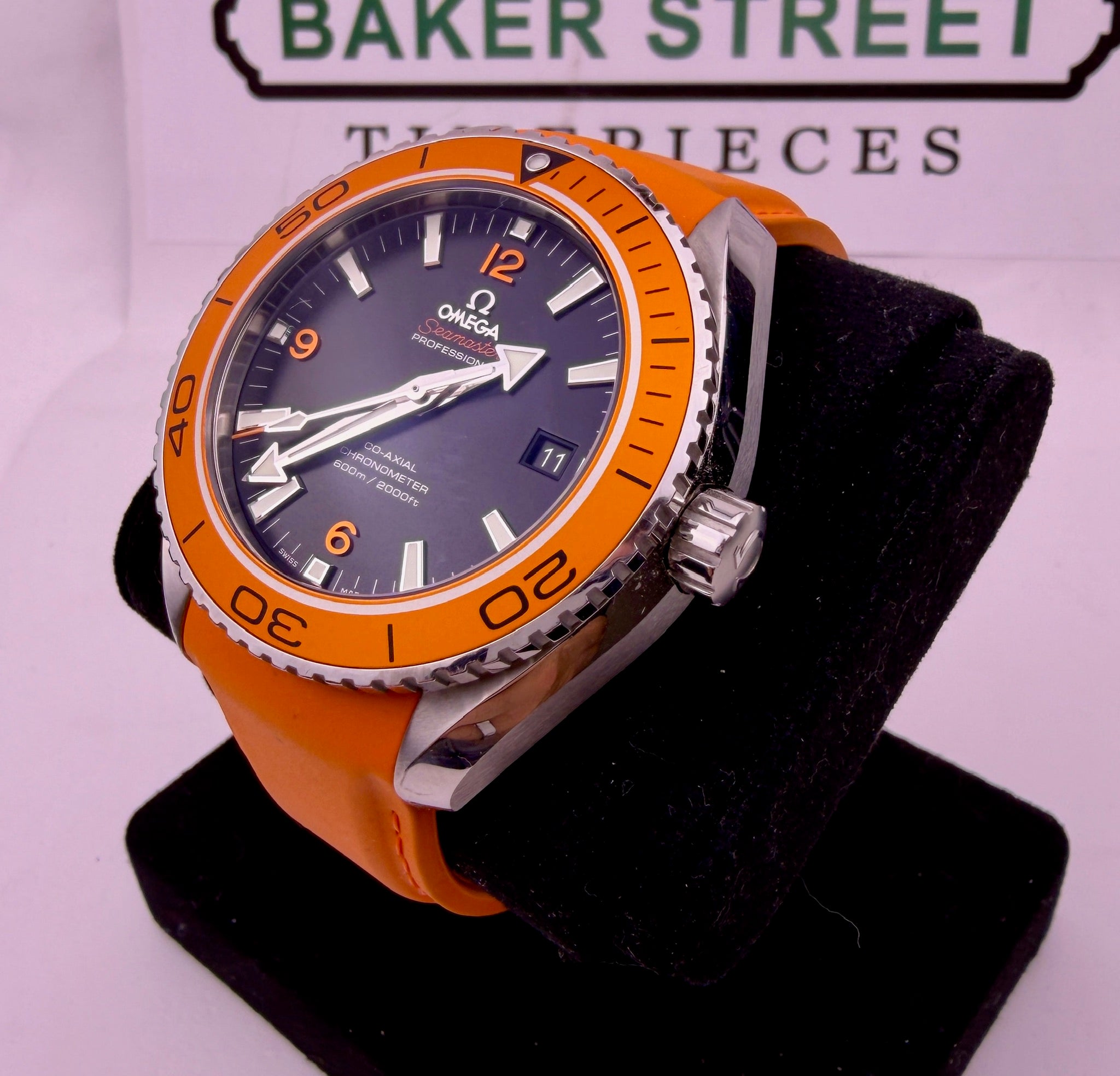 Case #514 — Omega Seamaster Planet Ocean on Orange Rubber Strap Ref. 232.32.46.21.01.001