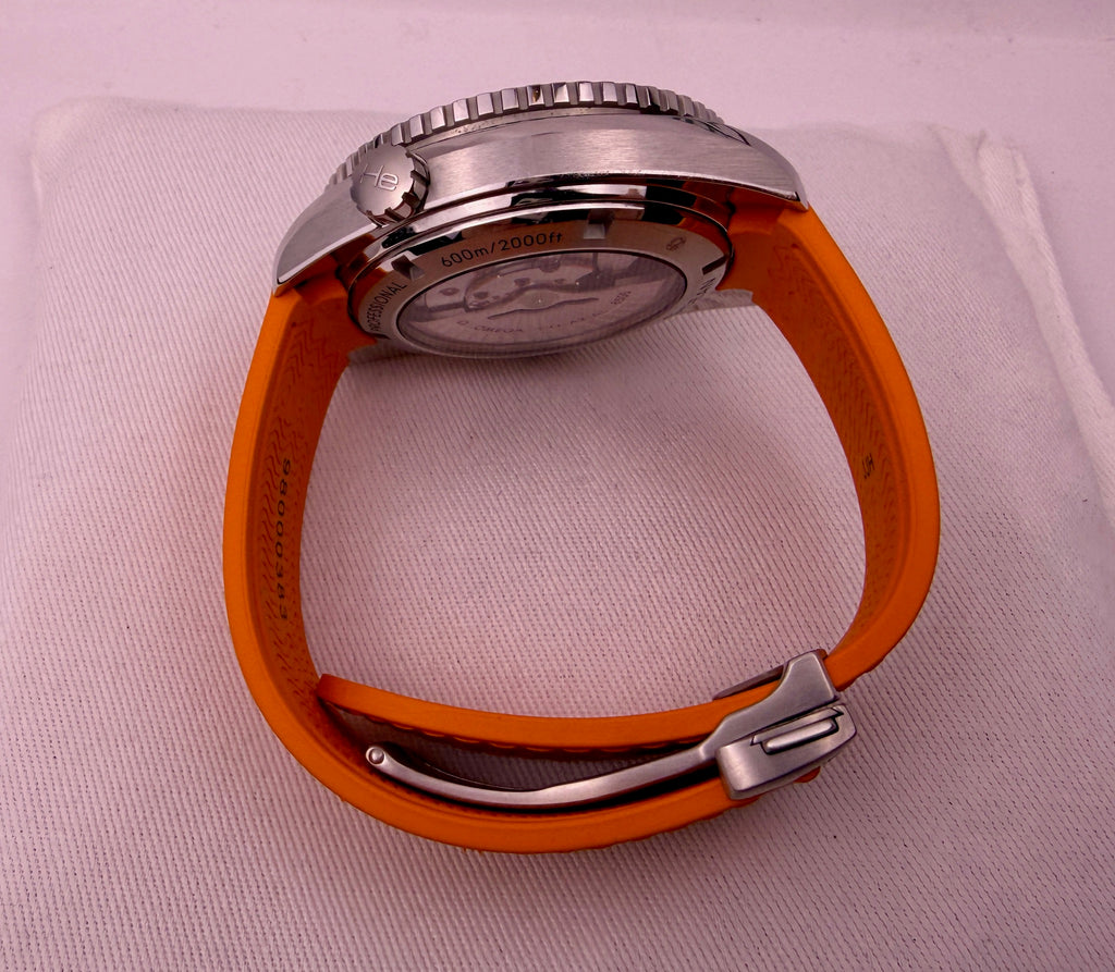Case #514 — Omega Seamaster Planet Ocean on Orange Rubber Strap Ref. 232.32.46.21.01.001