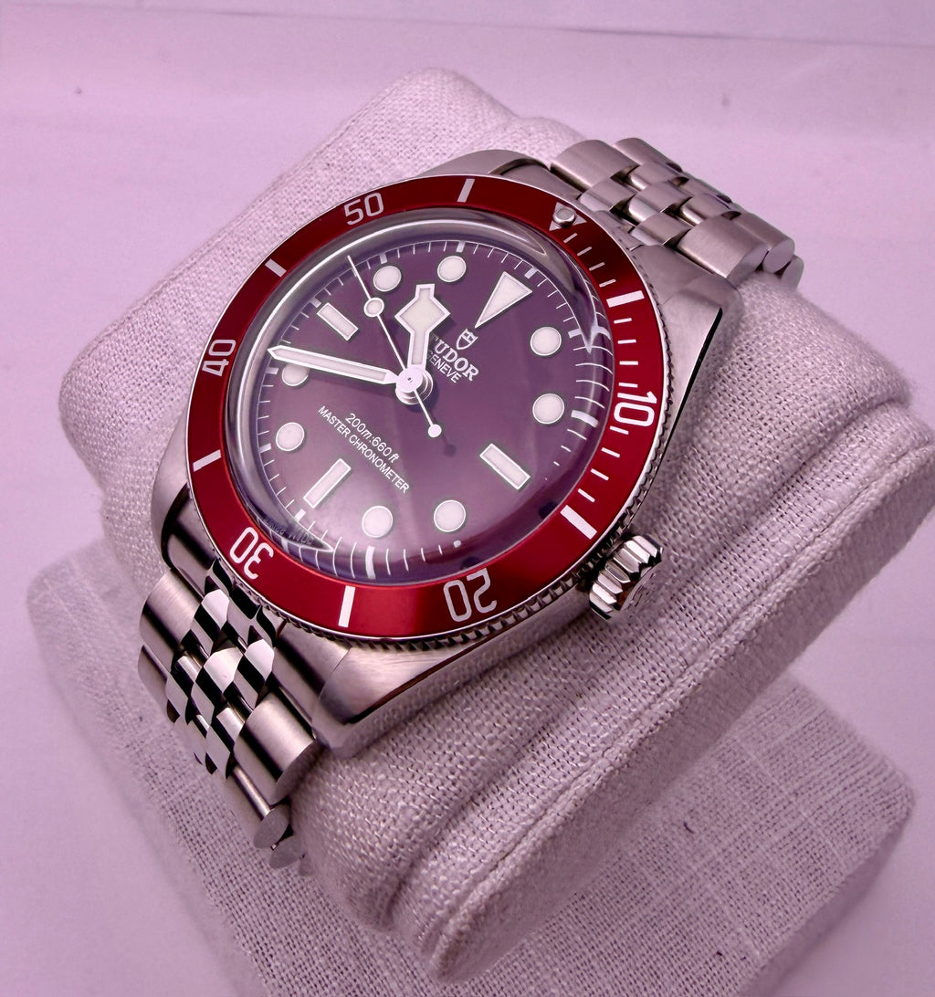 Case #512 — Tudor Black Bay 58 Red on Aftermarket Five-Link Bracelet Ref. 7939A1A0RU
