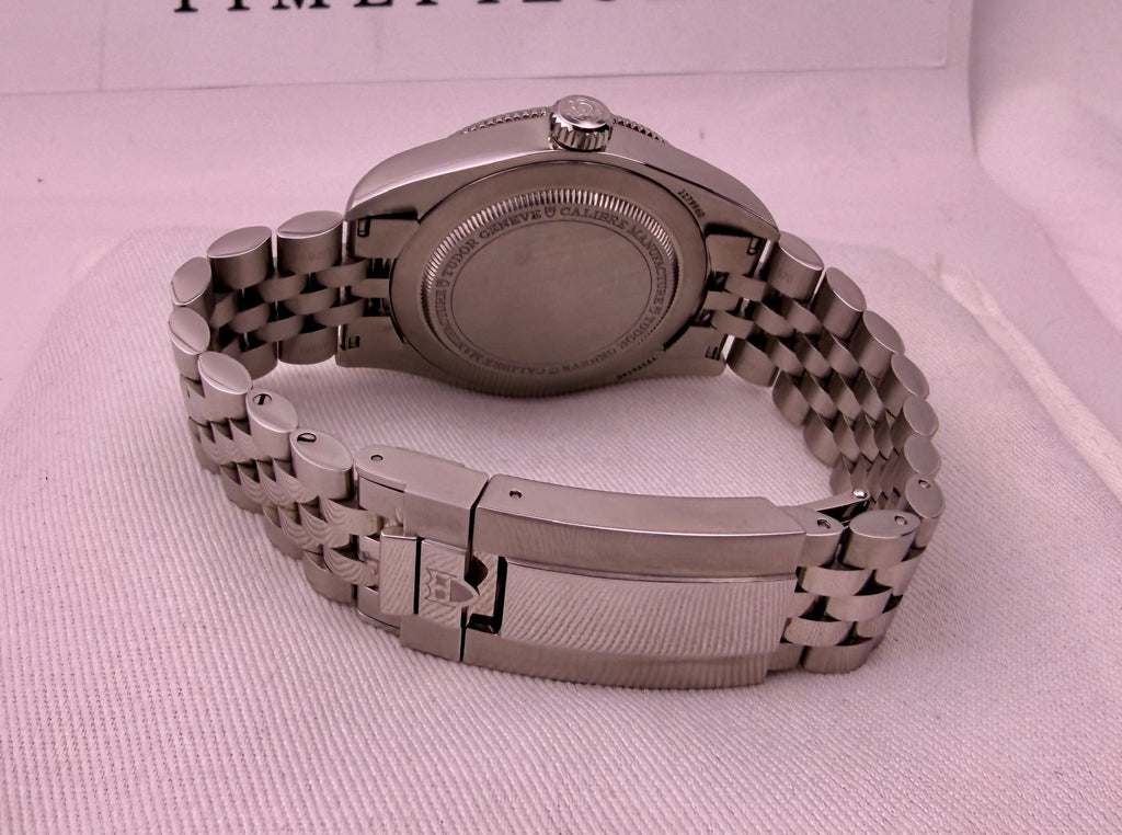 Case #512 — Tudor Black Bay 58 Red on Aftermarket Five-Link Bracelet Ref. 7939A1A0RU