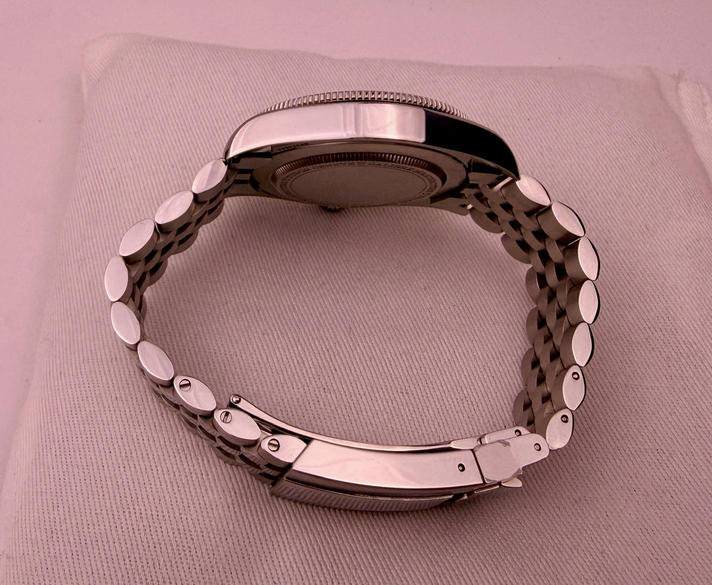 Case #512 — Tudor Black Bay 58 Red on Aftermarket Five-Link Bracelet Ref. 7939A1A0RU