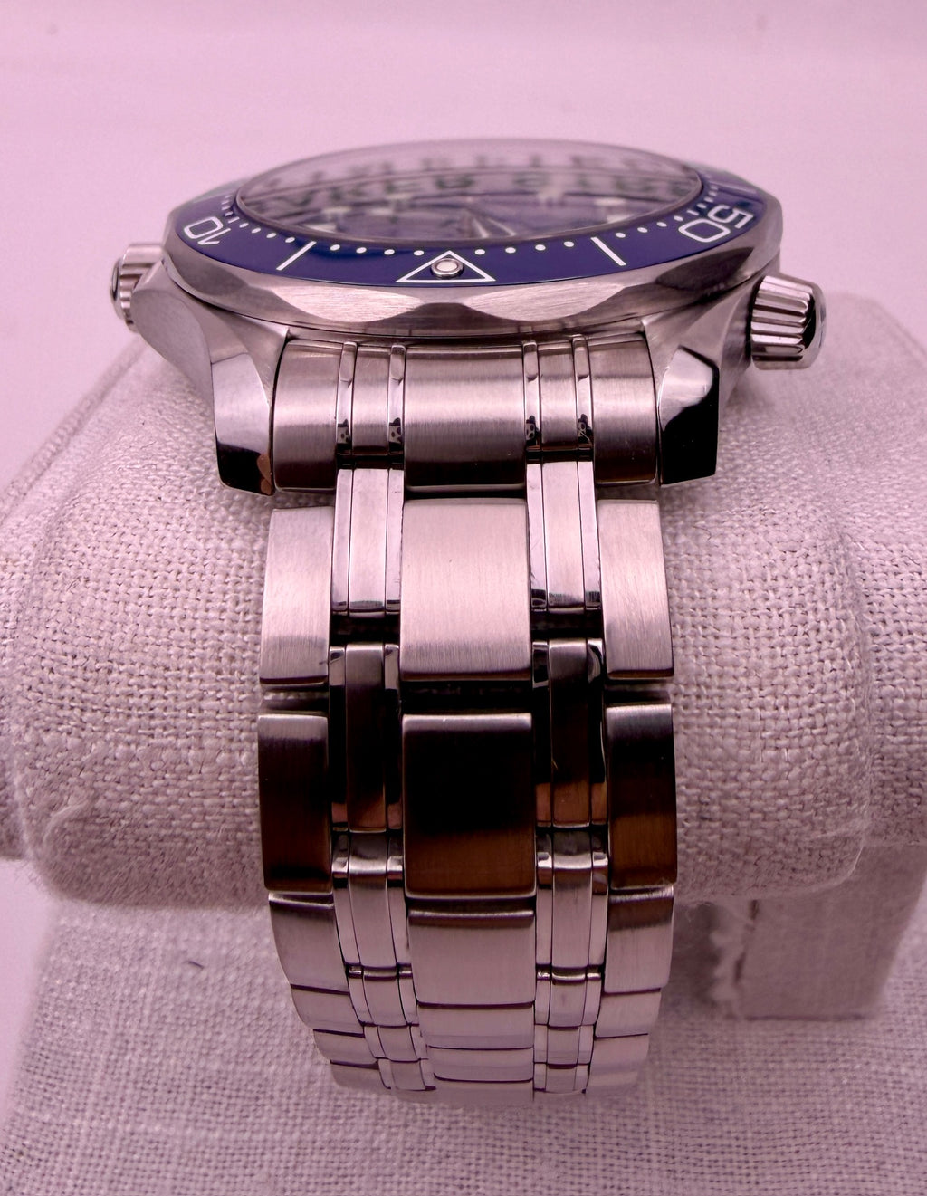 Case #517 — Omega Seamaster Professional Blue on Steel Ref. 210.30.42.20.03.001