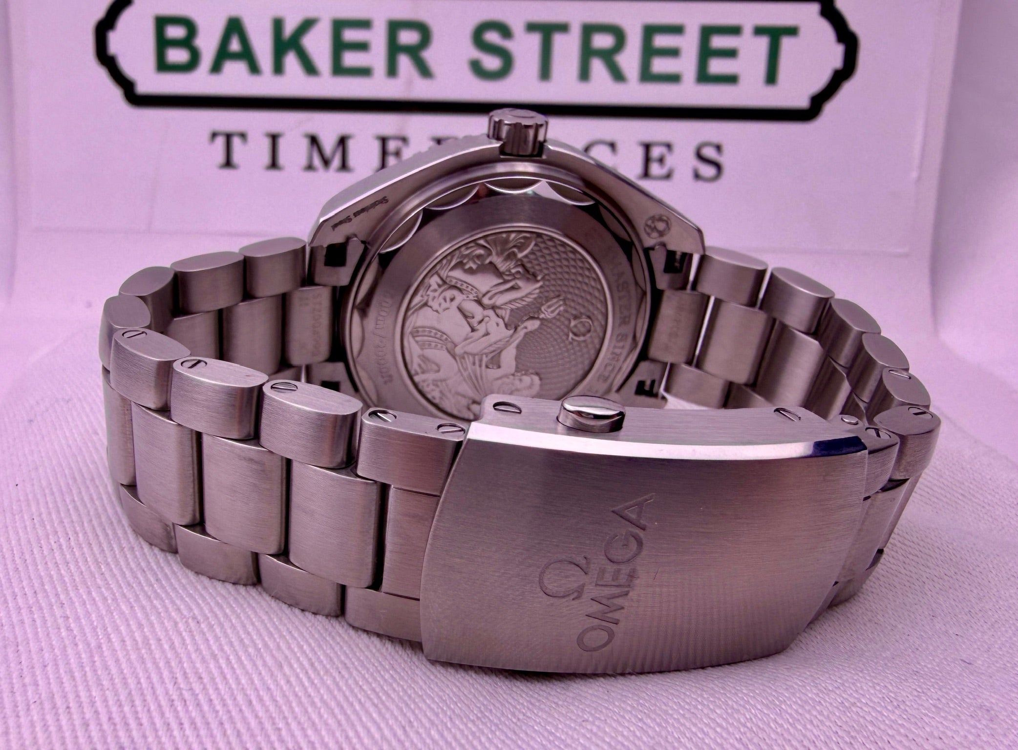 Case #527 — Omega Seamaster Planet Ocean 39.5MM Summer Blue Ref. 215.30.40.20.03.002