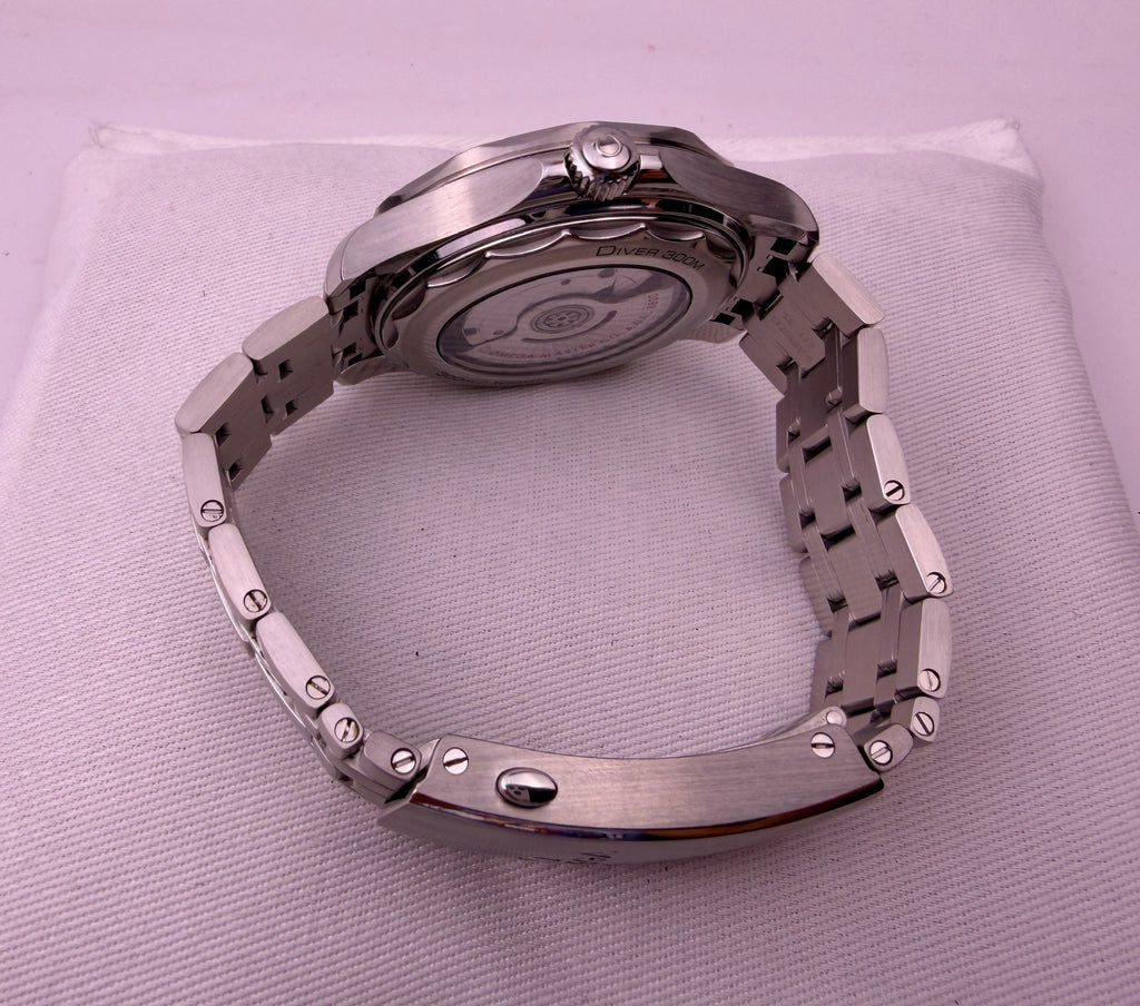 Case #543 — Omega Seamaster Diver 300M Ref. 210.30.42.20.03.001