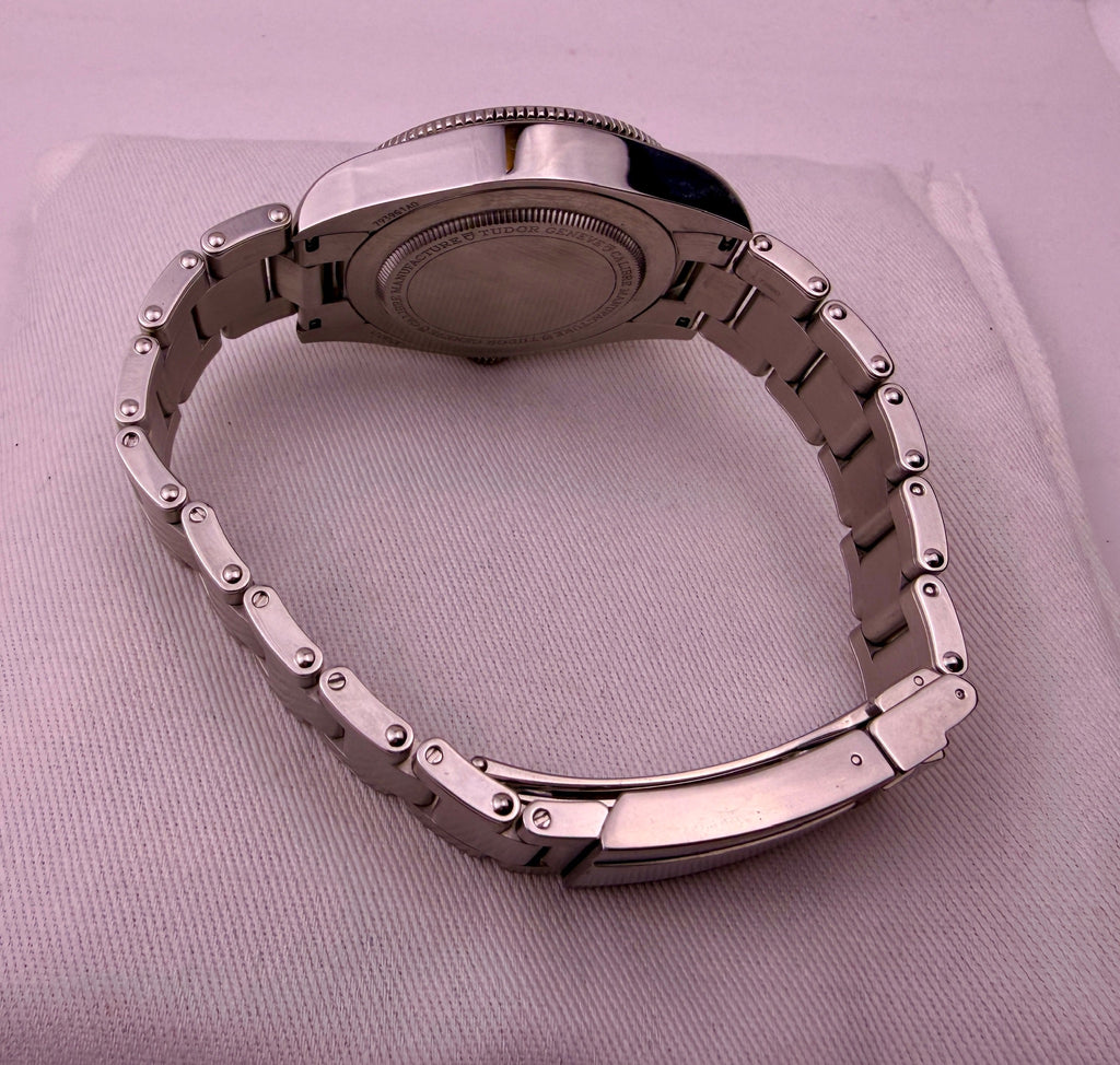 Case #565 — Tudor Black Bay 58 GMT "Coke" Ref. M7939G1A0NRU-0001
