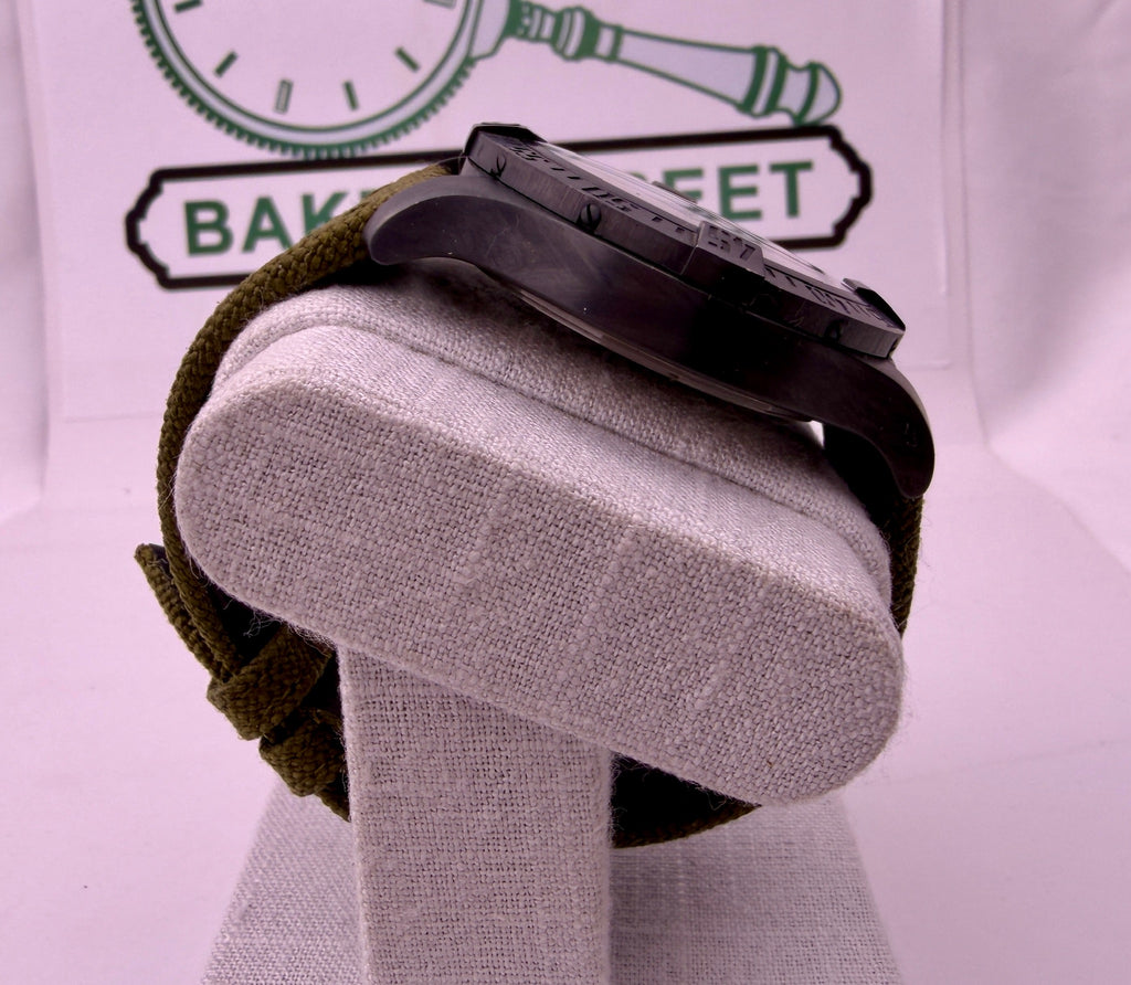 Case #574 — Breitling Avenger Blackbird 44 Ref. V1731110