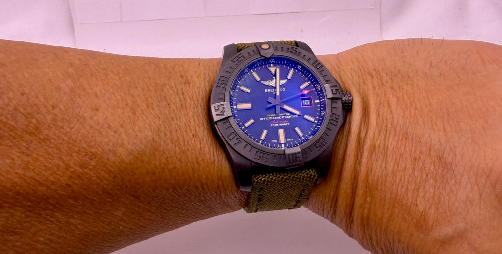 Case #574 — Breitling Avenger Blackbird 44 Ref. V1731110