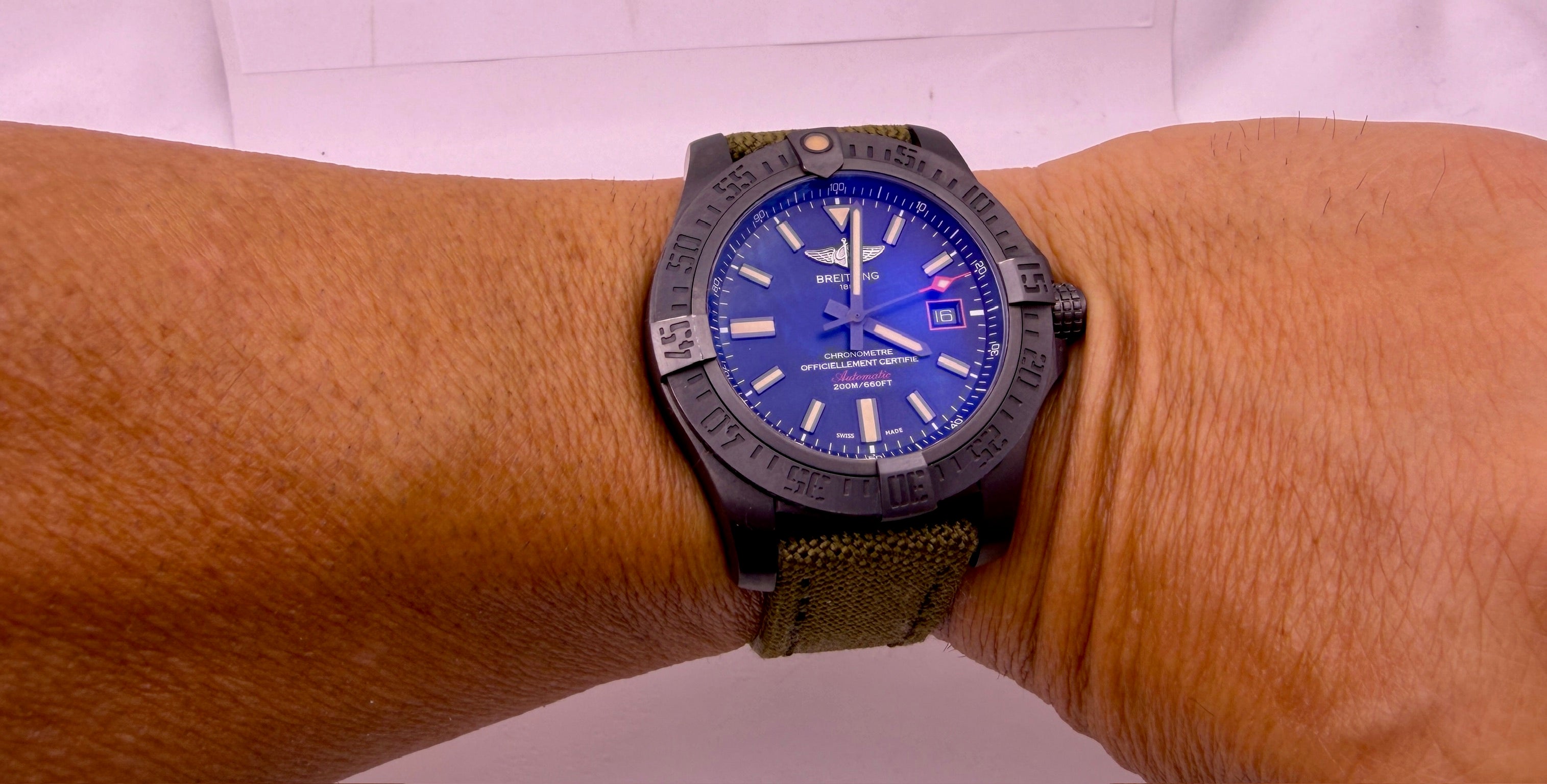 Case #574 — Breitling Avenger Blackbird 44 Ref. V1731110
