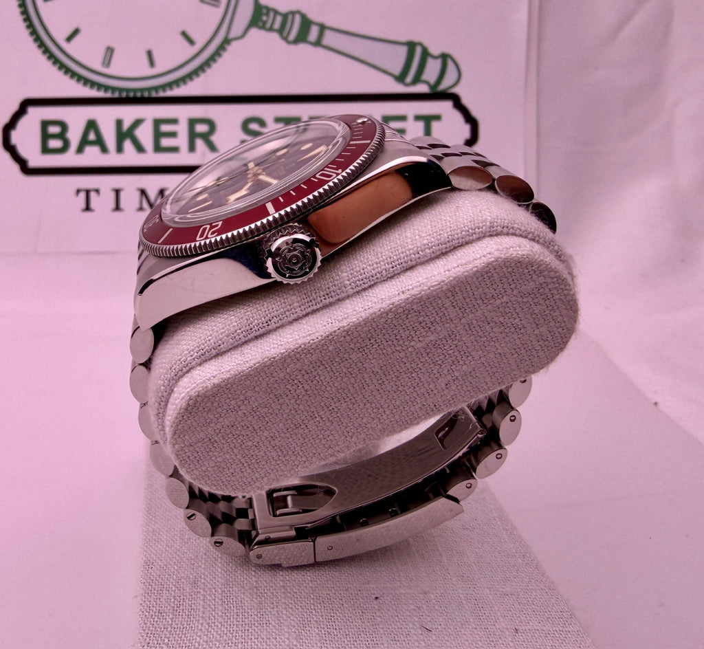 Case #579 — Tudor Black Bay Burgundy METAS Ref. M7941A1A0RU-0003