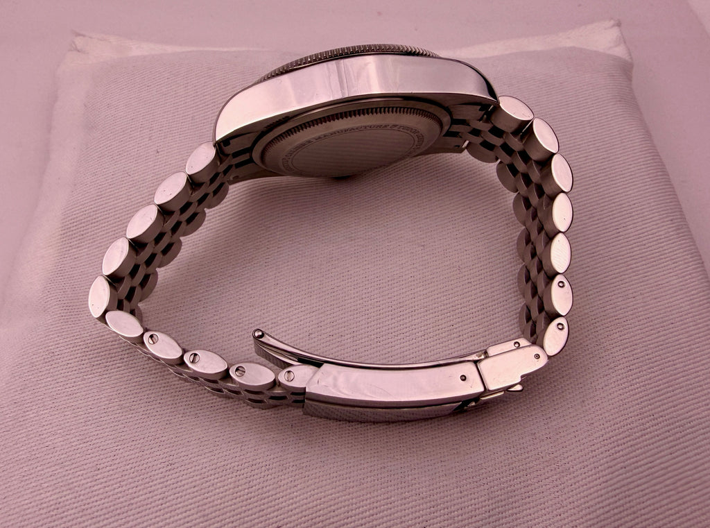 Case #579 — Tudor Black Bay Burgundy METAS Ref. M7941A1A0RU-0003
