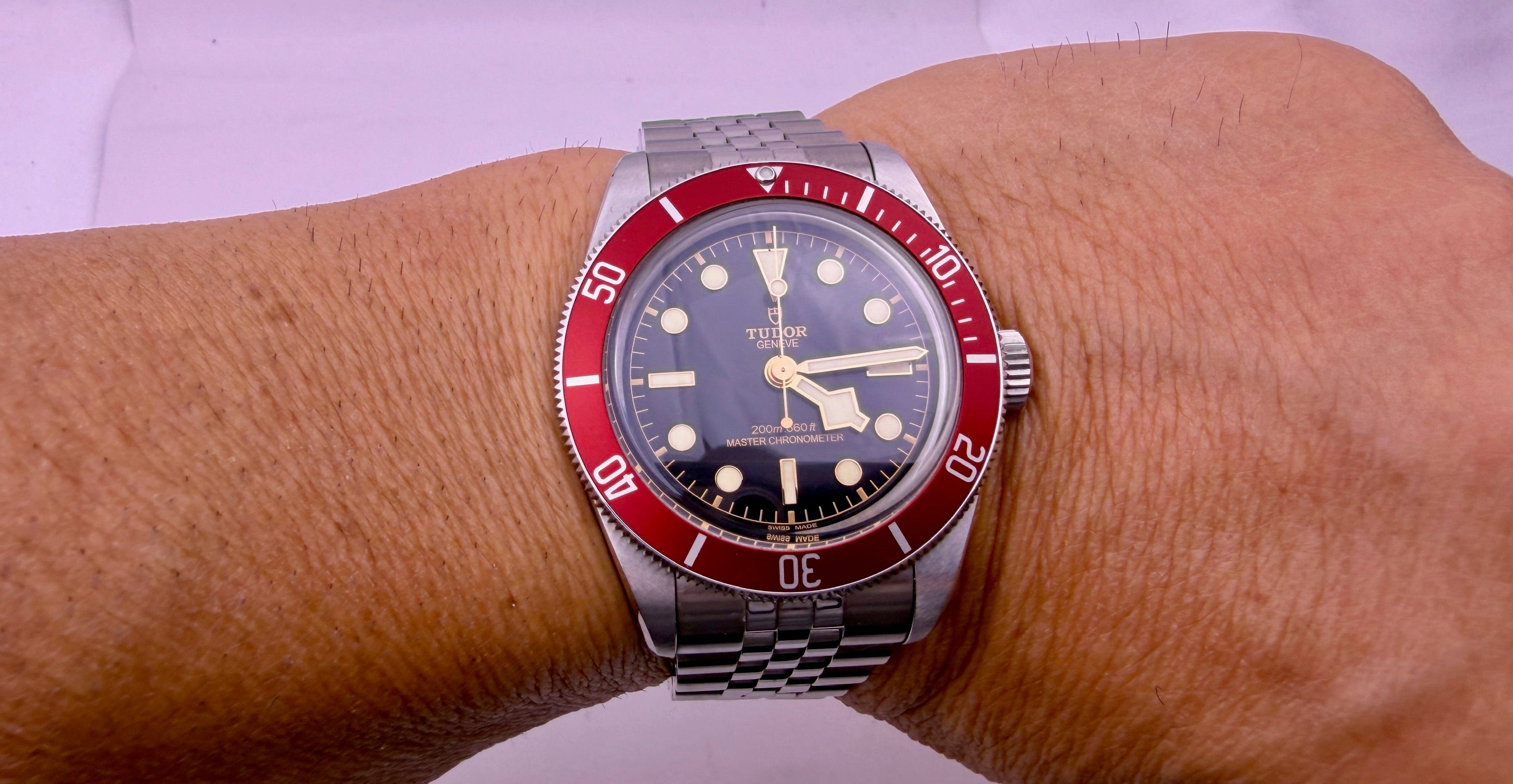 Case #579 — Tudor Black Bay Burgundy METAS Ref. M7941A1A0RU-0003