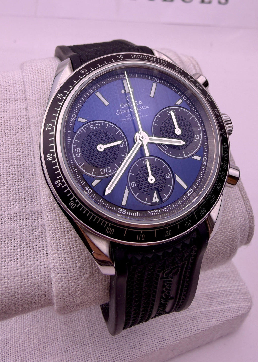 Case #585 — Omega Speedmaster Racing Blue on Rubber Ref. 326.32.40.50.03.001