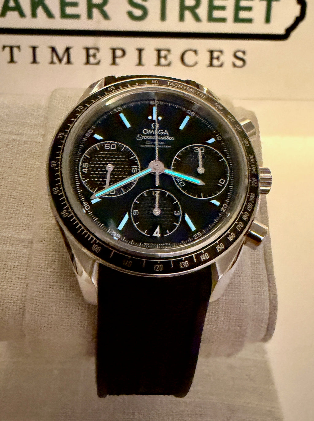 Case #585 — Omega Speedmaster Racing Blue on Rubber Ref. 326.32.40.50.03.001