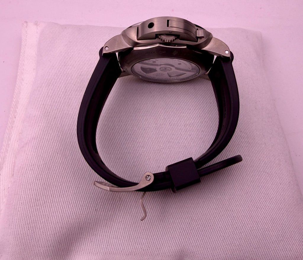 Case #568 — Panerai Luminor Marina 3 Days Titanium Ref. PAM00351