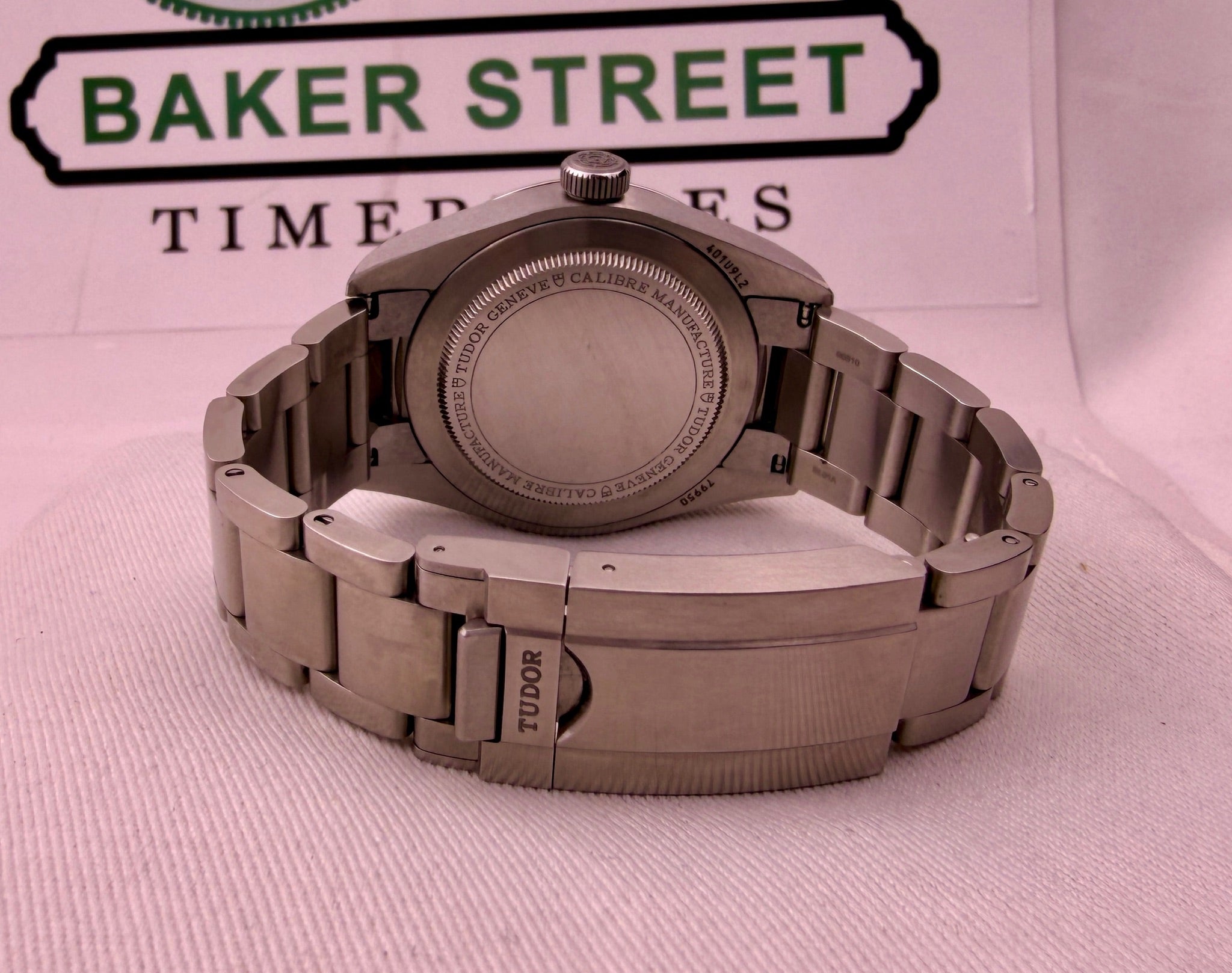 CASE #586 — TUDOR RANGER 39 “DUNE WHITE” REF. M79950-0008