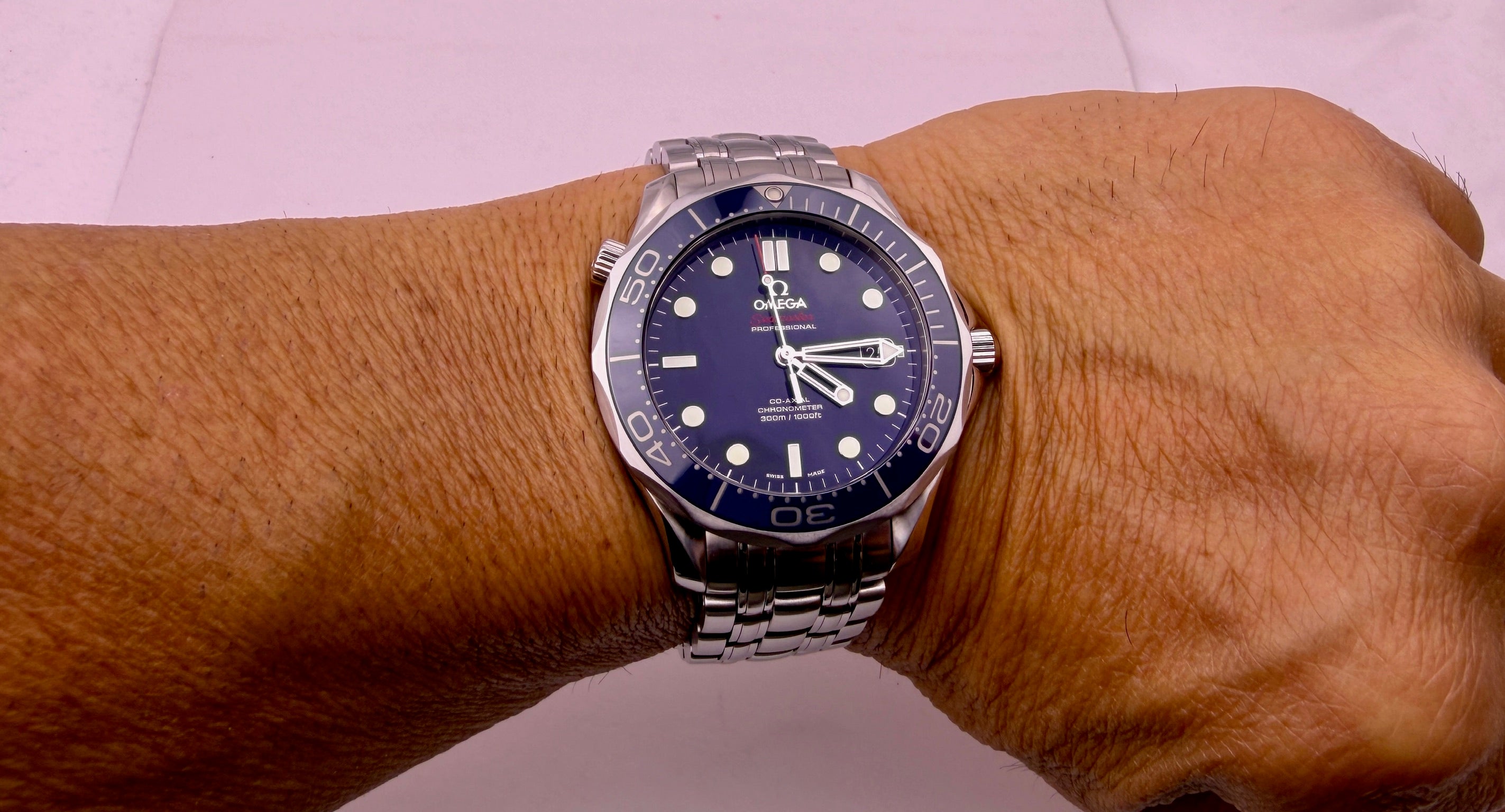 Case #546 — Omega Seamaster Professional 300M Blue “No Wave” Ref. 212.30.41.20.03.001