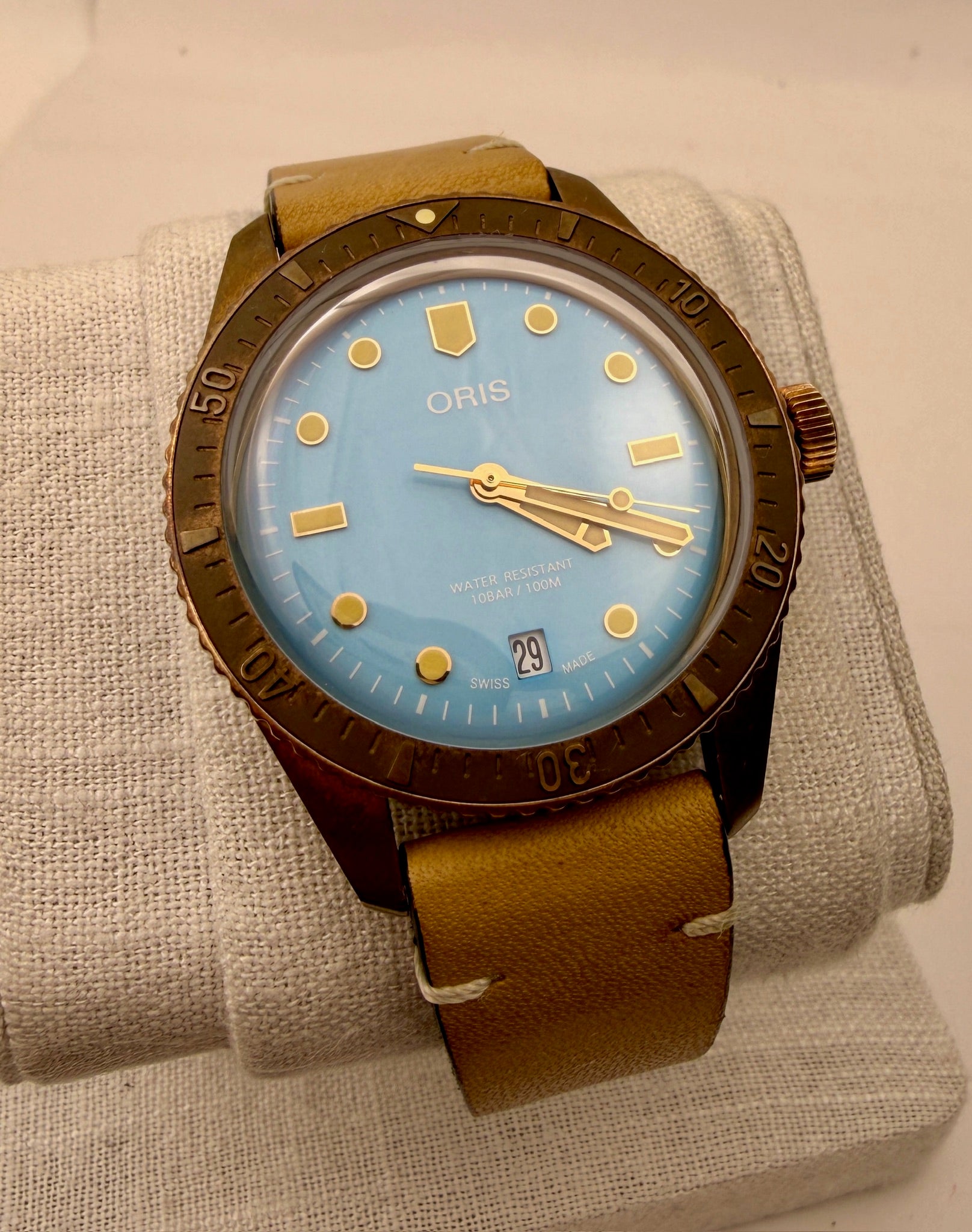 CASE #587 — ORIS DIVERS SIXTY-FIVE “COTTON CANDY” BLUE BRONZE REF. 01 733 7771 3155