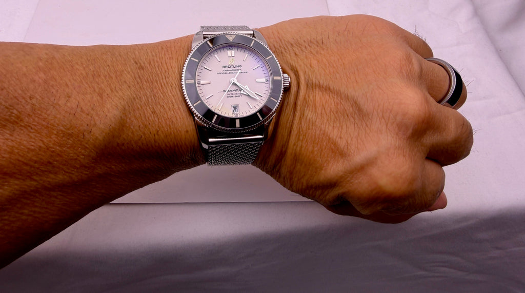 CASE #606 — BREITLING SUPEROCEAN HERITAGE II 42 WHITE REF. AB2010