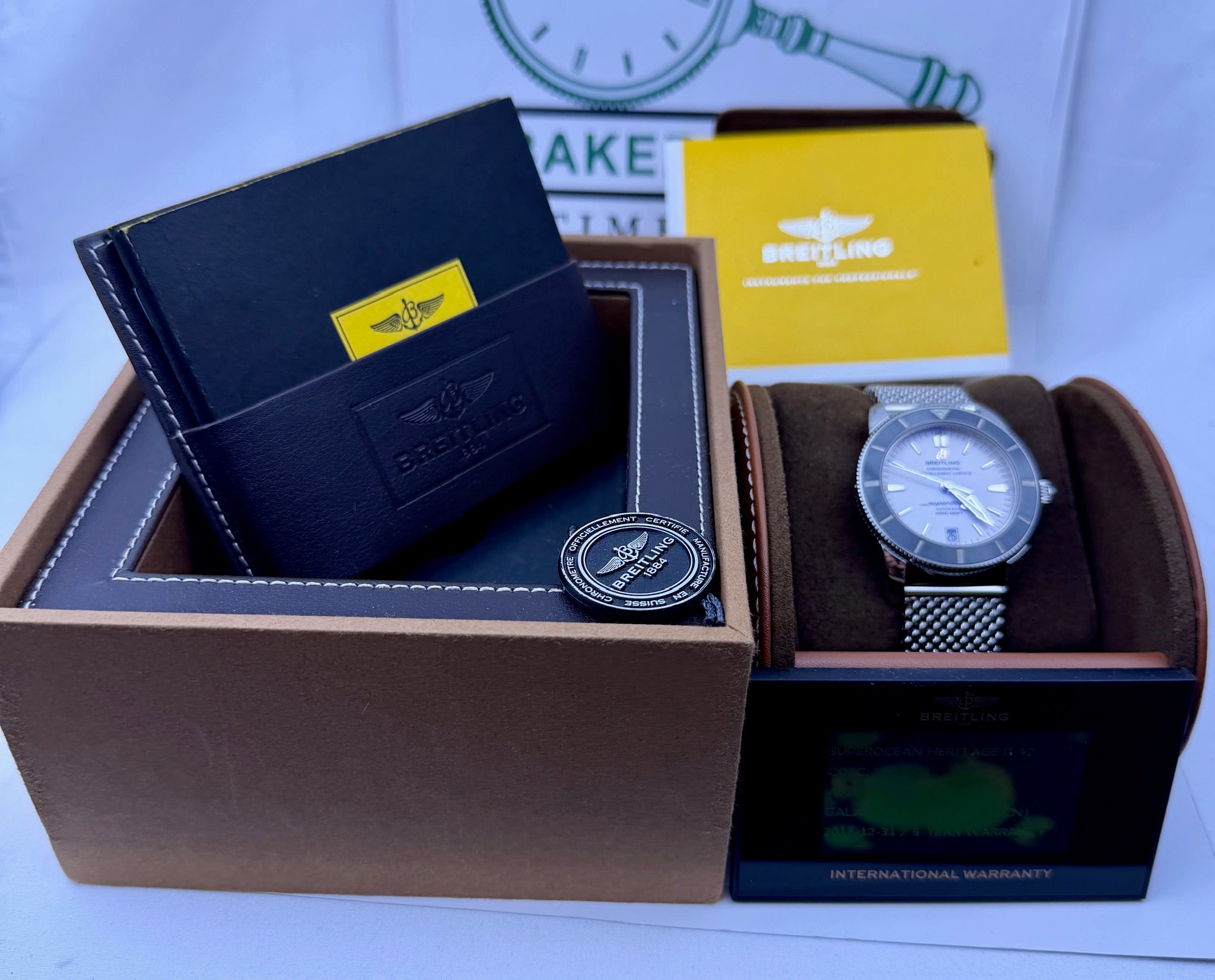 CASE #606 — BREITLING SUPEROCEAN HERITAGE II 42 WHITE REF. AB2010