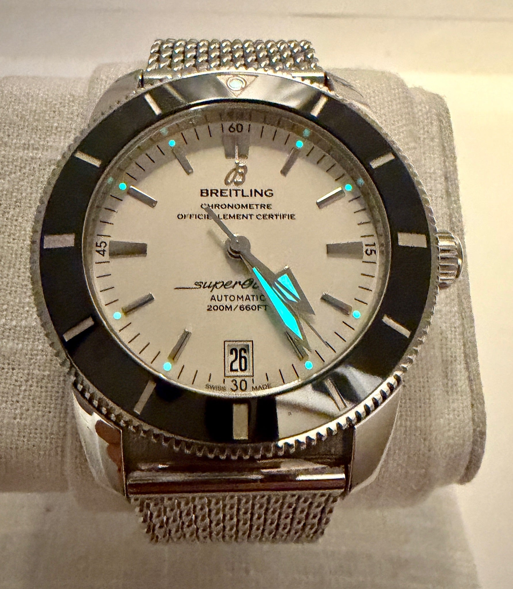 CASE #606 — BREITLING SUPEROCEAN HERITAGE II 42 WHITE REF. AB2010